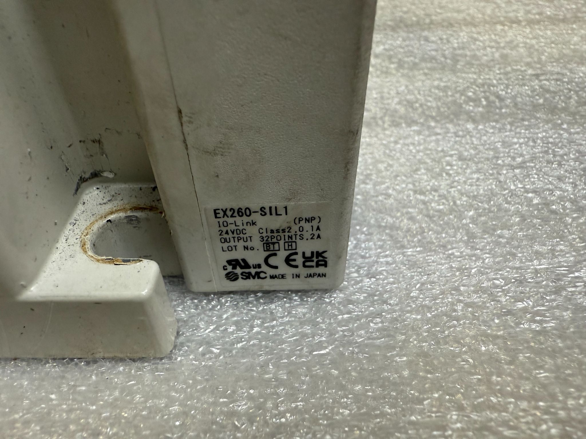 SMC VV5QC51-0604TSKAN Pneumatic Valve Manifold Assembly USED 2