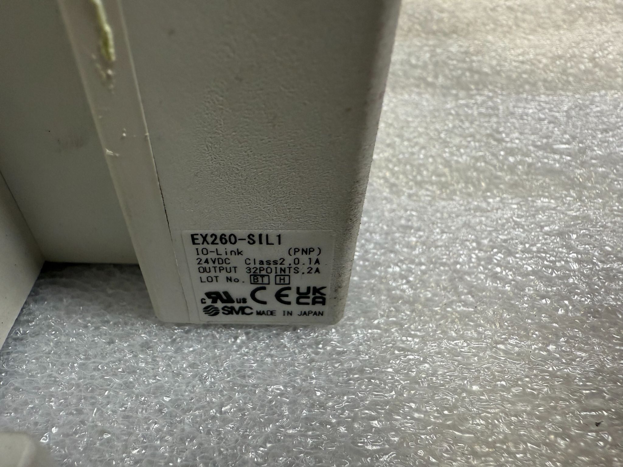 SMC VV5QC41-1203TSKAN Pneumatic Valve Manifold Assembly USED 2