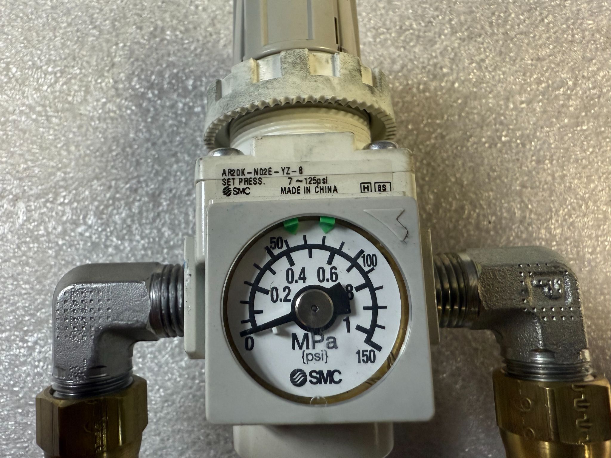 SMC AR20K-N02E-YZ-B Pressure Regulator USED 1
