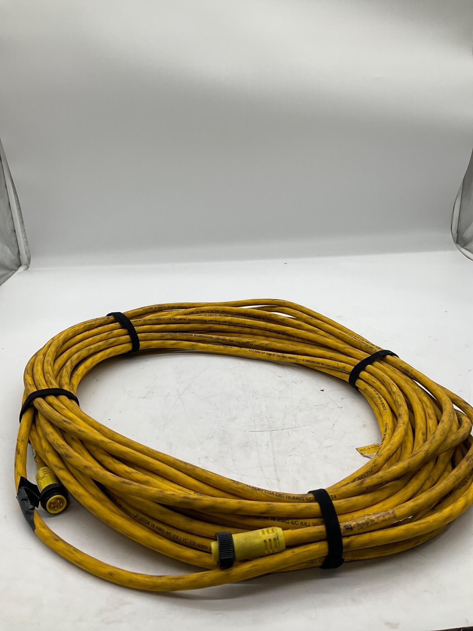 MOLEX / BRAD CONNECTIVITY 1300101683 Mini-Change Cordset 27M USED 2