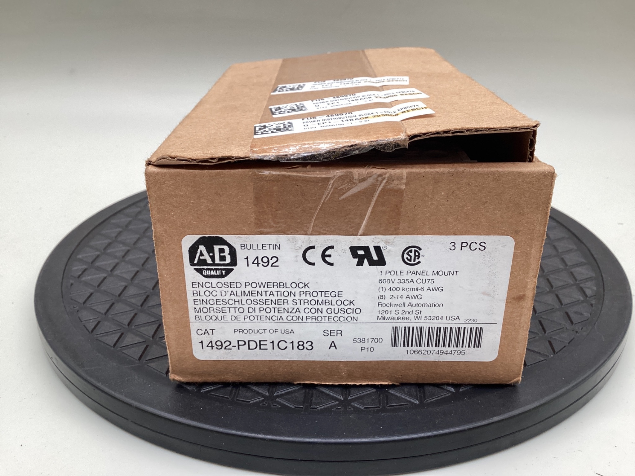 ALLEN-BRADLEY 1492-PDE1C183 Enclosed Power Distribution Block NEW 2