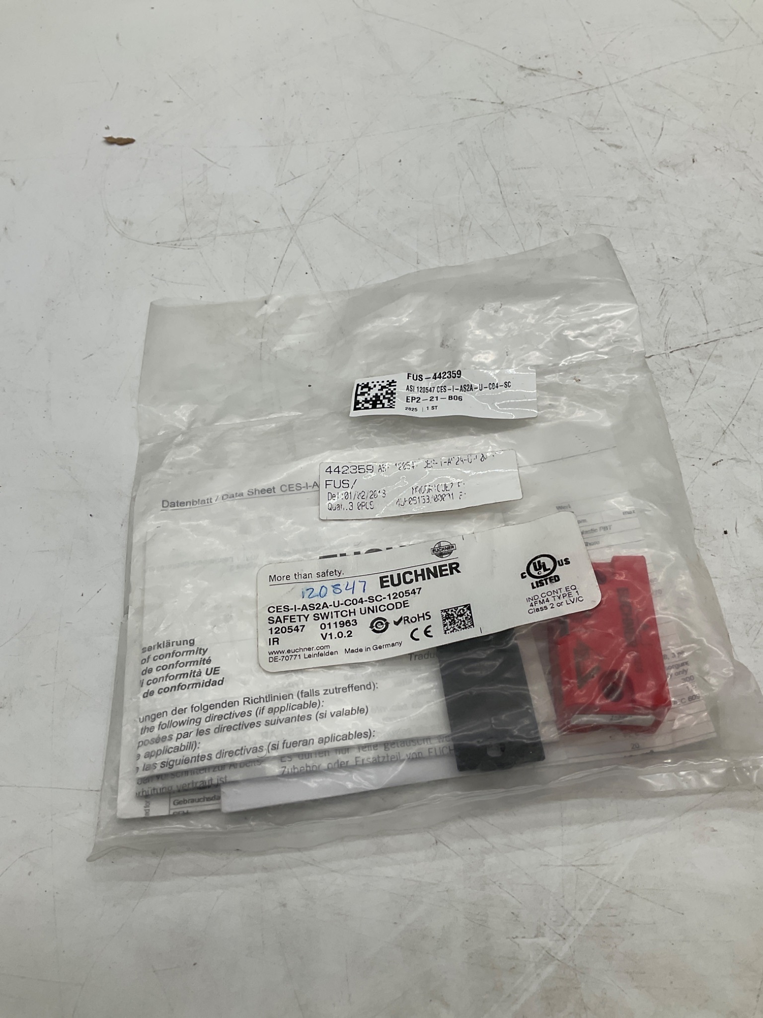EUCHNER CES-I-AS2A-U-C04-SC-120547 Safety Switch Unicode NEW 0