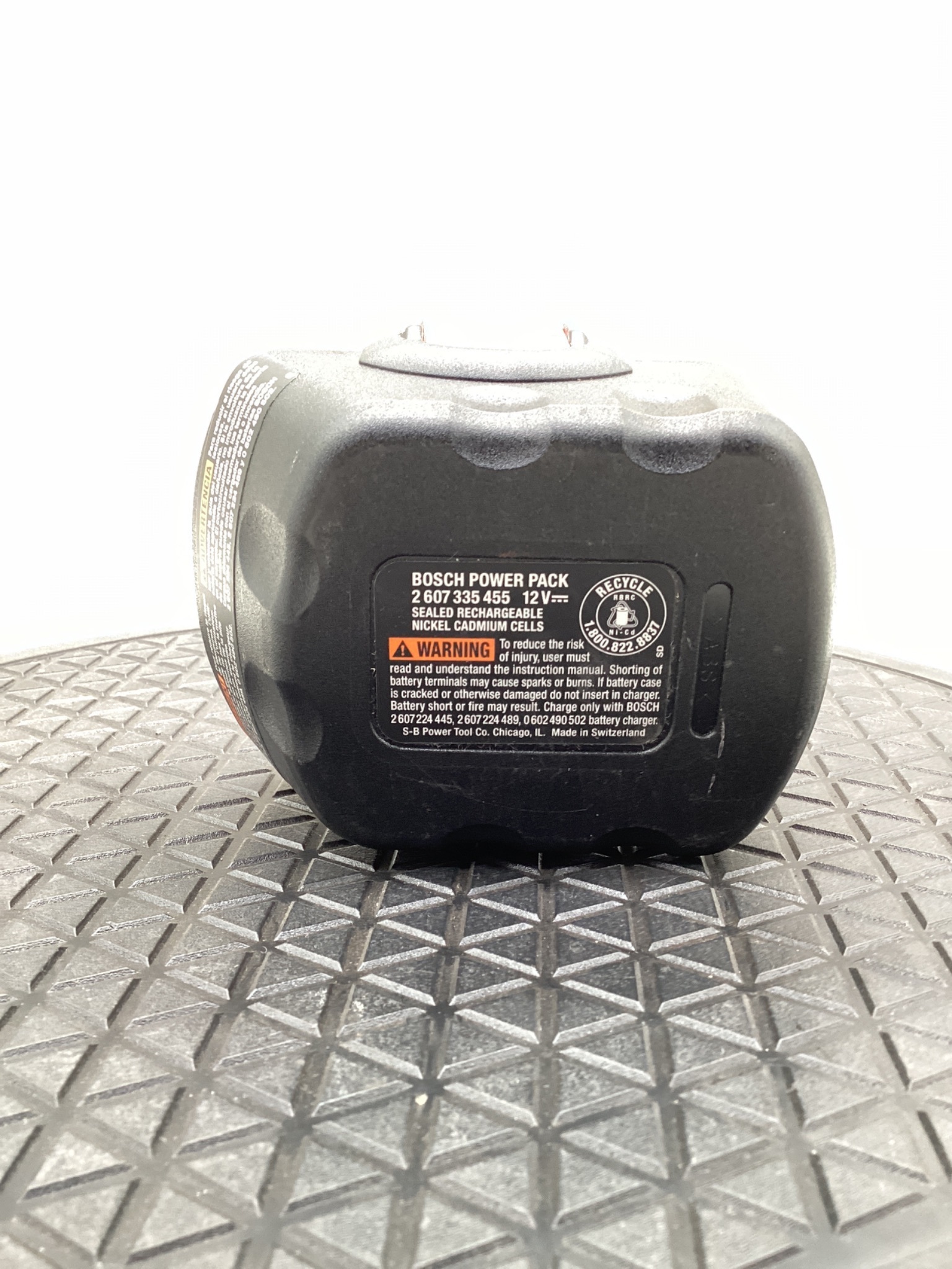 Bosch 2 607 335 455 12V NiCd Battery Pack USED 1