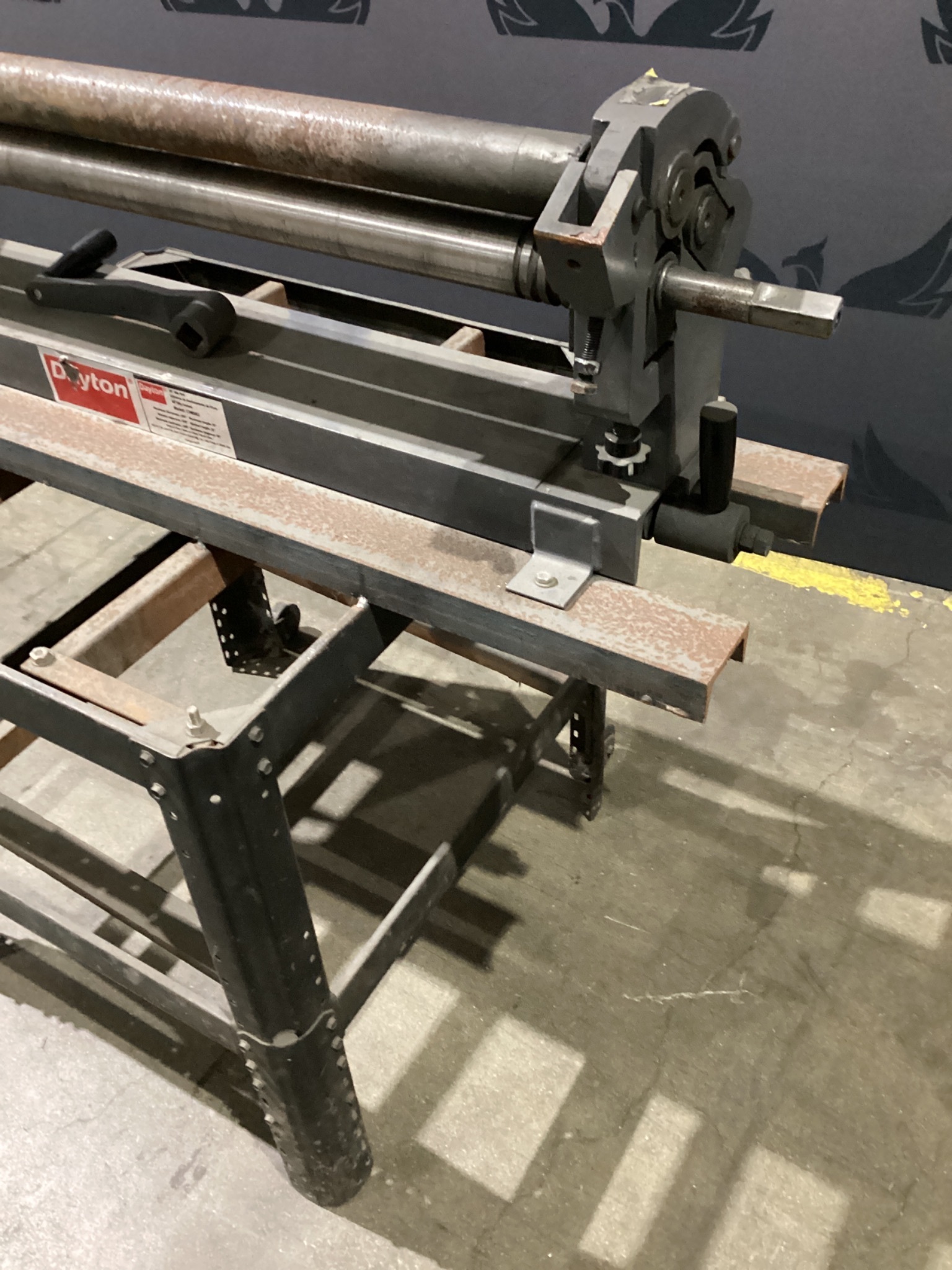 DAYTON 13W882 36" Slip Roll USED 3