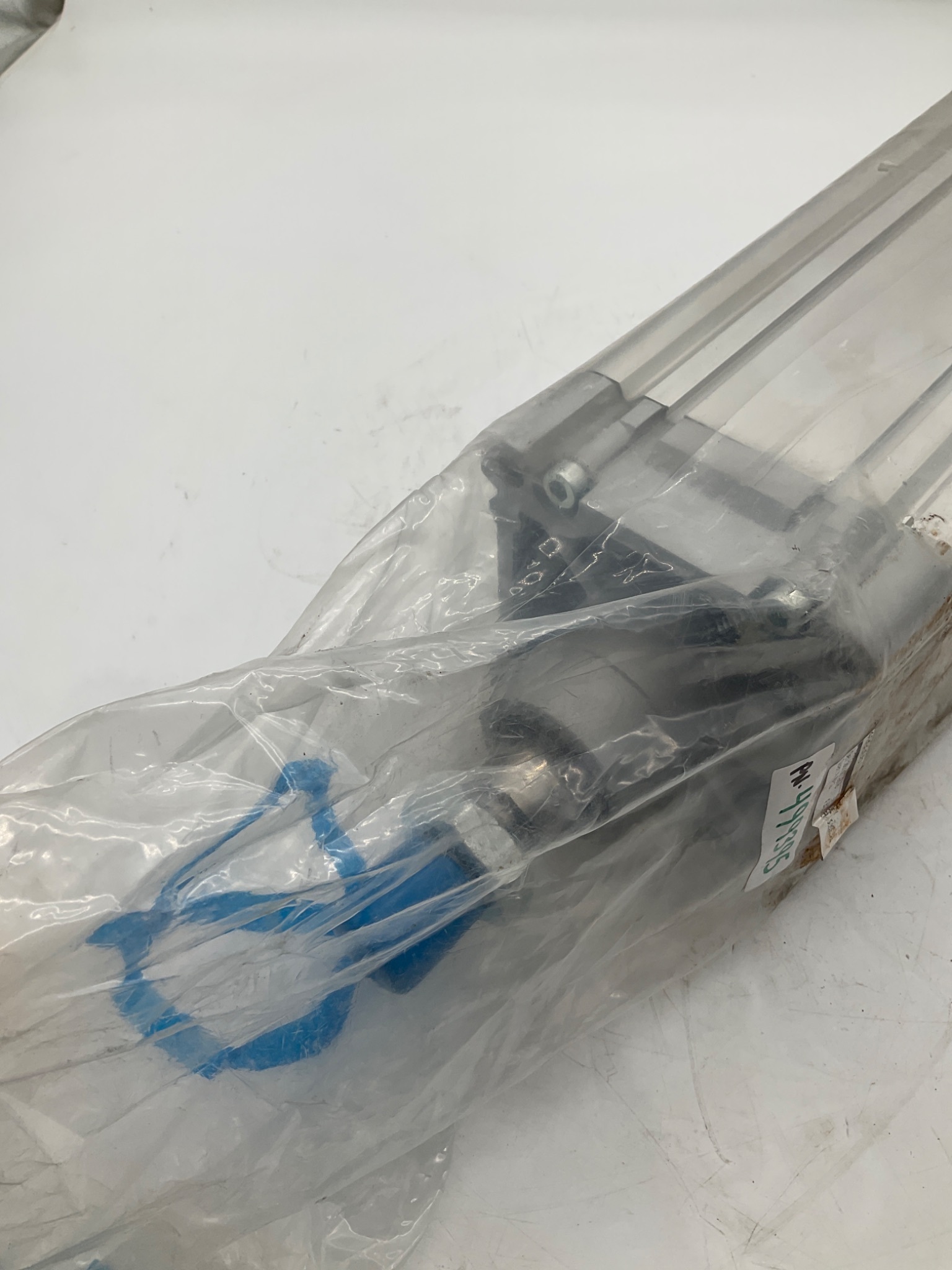 FESTO DNC-125-200-PPV-A Pneumatic Cylinder 125mm Bore 200mm Stroke NEW 2