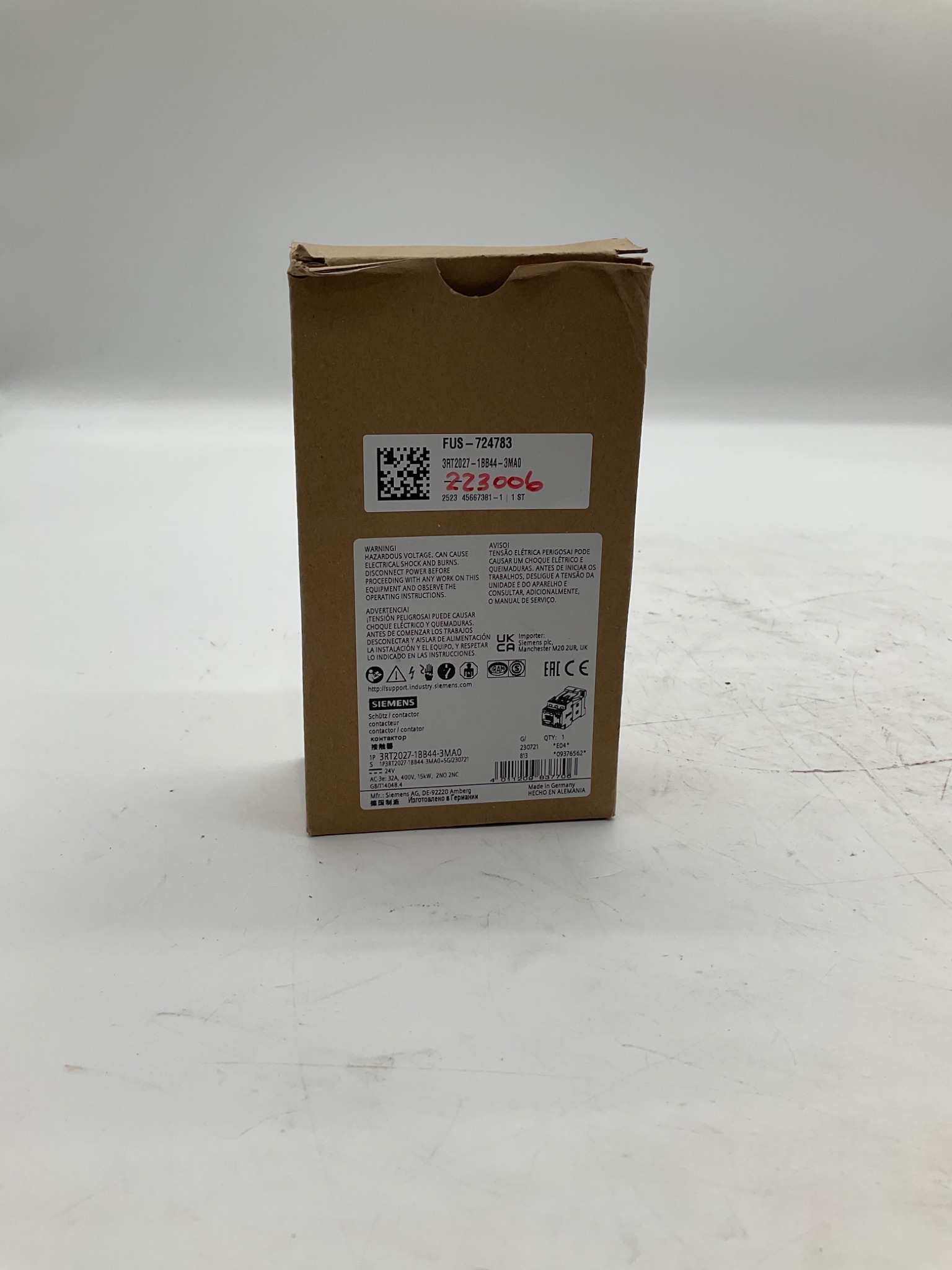 SIEMENS 3RT2027-1BB44-3MA0 SIRIUS Contactor 24VDC 15kW 2NO 2NC NEW 2