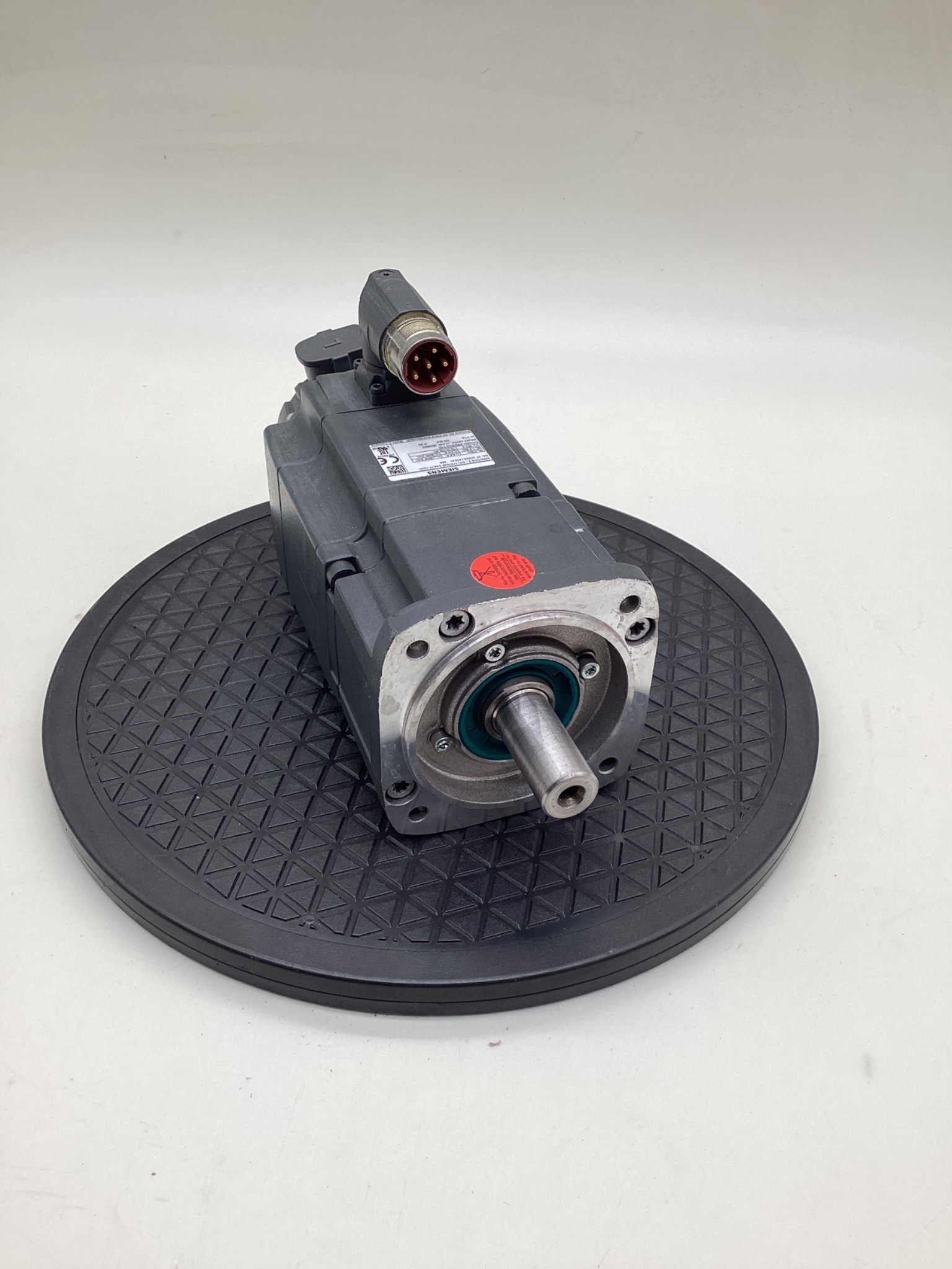 SIEMENS 1FK7042-2AK71-1CH1 SIMOTICS S Synchronous Servo Motor USED 2