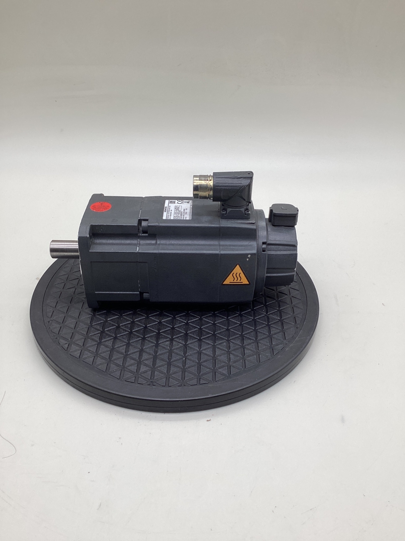 SIEMENS 1FK7042-2AK71-1CH1 SIMOTICS S Synchronous Servo Motor USED 3