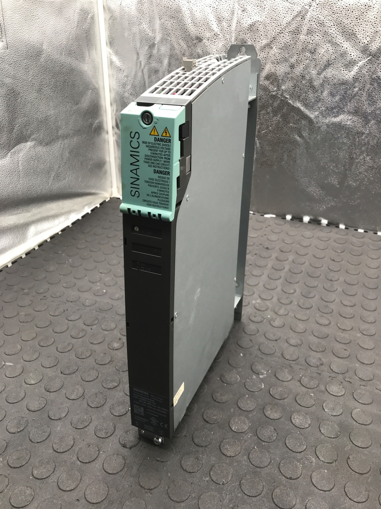 SIEMENS 6SL3100‑1DE22‑0AA1 SINAMICS Control Supply Module USED 0