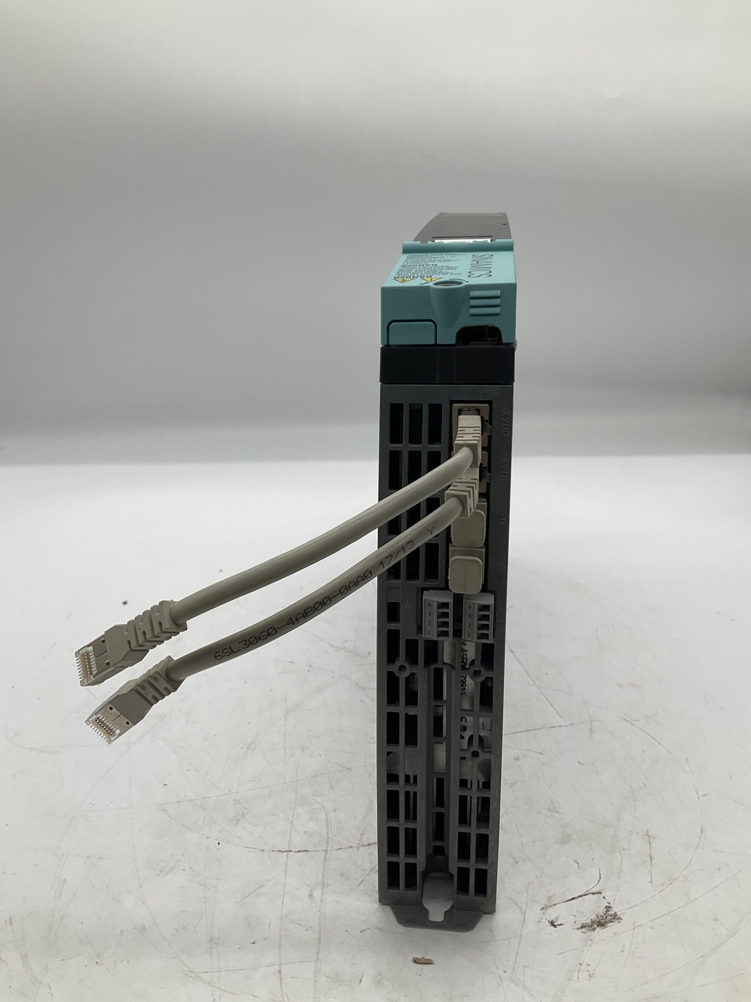 SIEMENS 6SL3120-2TE15-0AA3 SINAMICS Double Motor Module USED 4