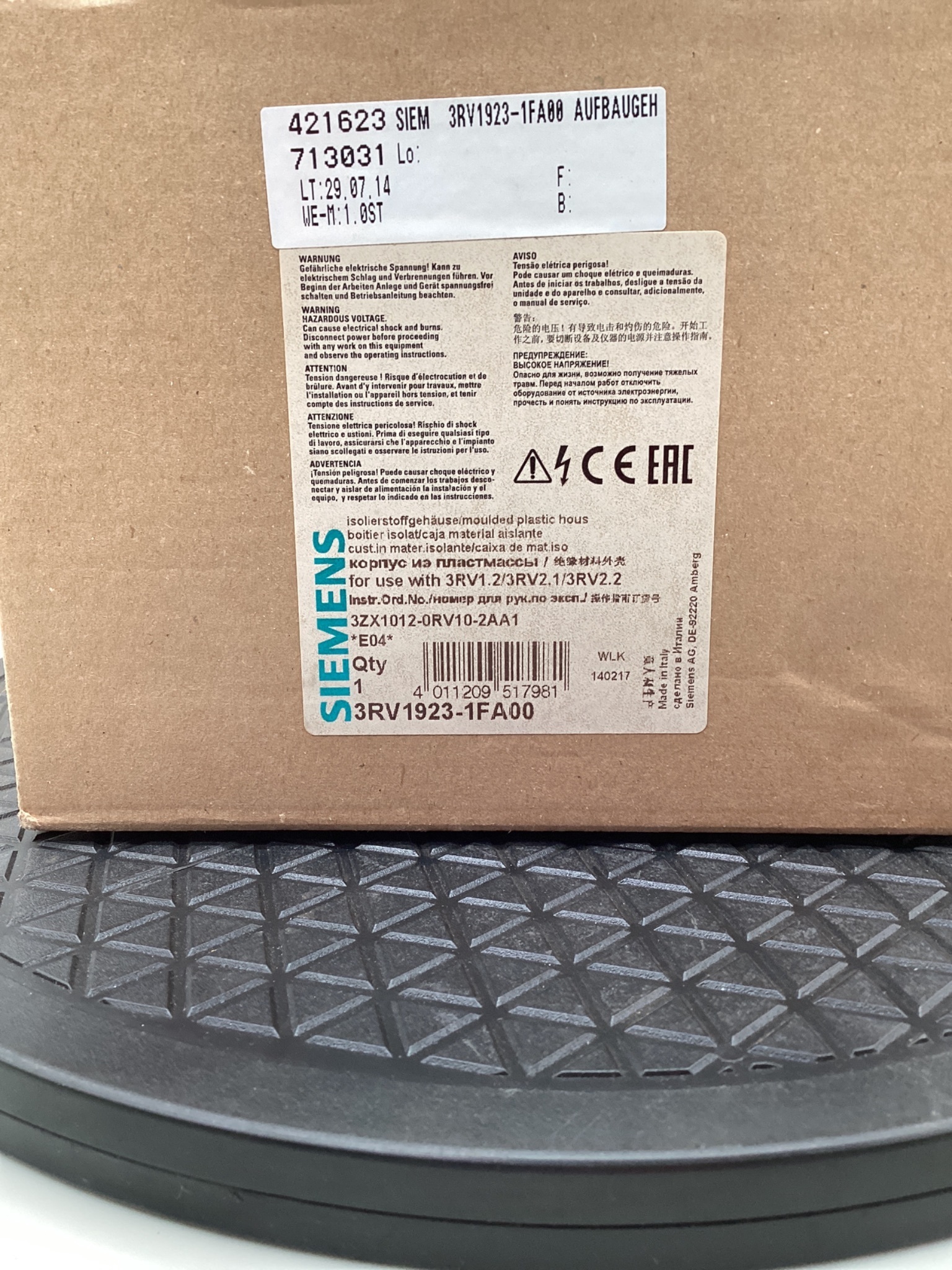 SIEMENS 3RV1923-1FA00 Enclosed Rotary Disconnect Switch NEW 1
