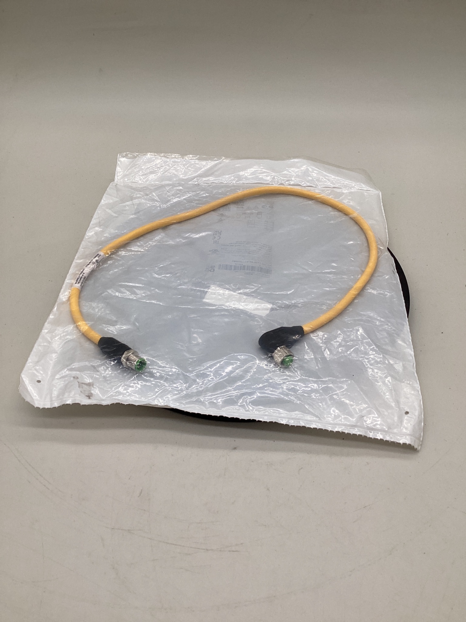 MURR ELEKTRONIK 7700-40121-1500060 M12 Male to M12 Female Cordset 0.6M NEW 2