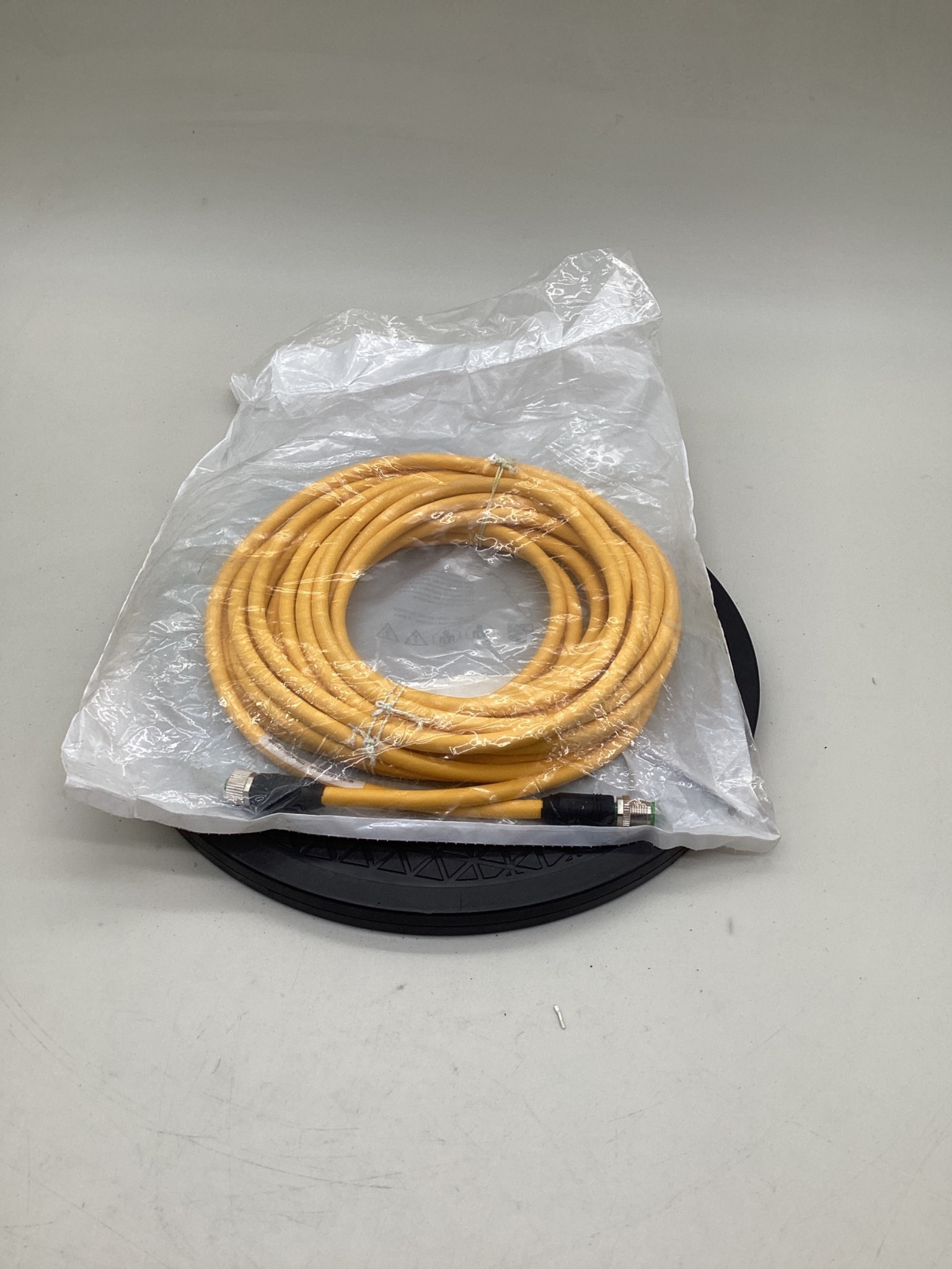 MURR ELEKTRONIK 7700-40041-1611000 M12 Male to M12 Female A-Coded Cordset 10M NEW 2