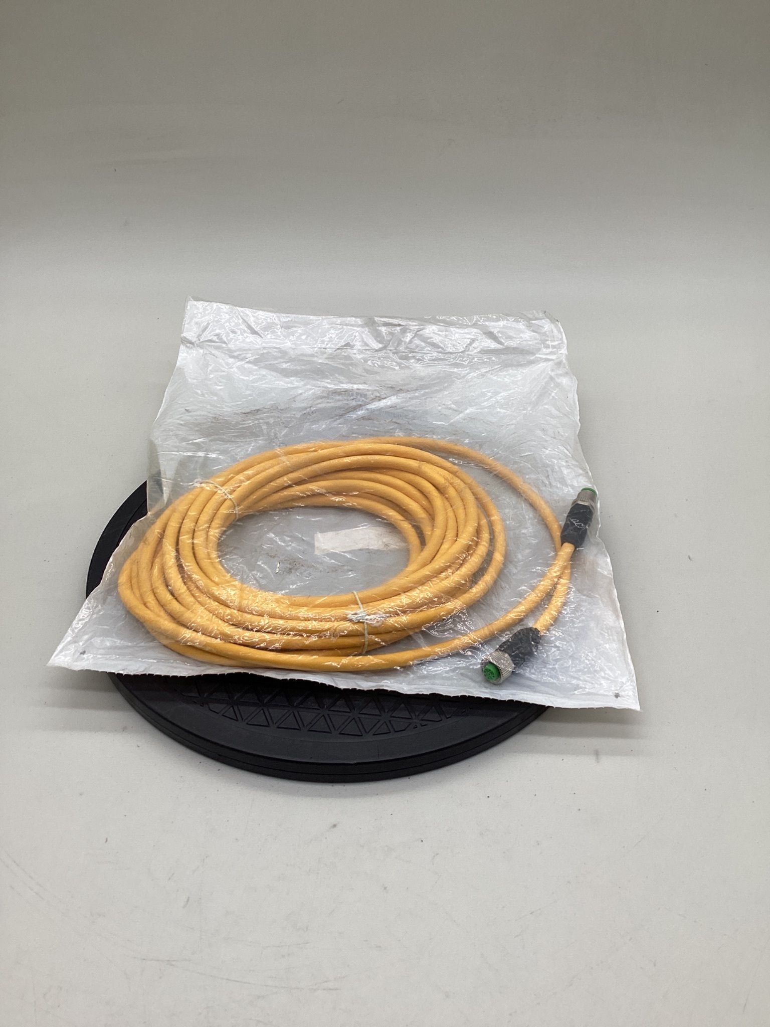 MURR ELEKTRONIK 7700-40021-1500700 M12 Male to M12 Female A-Coded Cordset 7M NEW 2