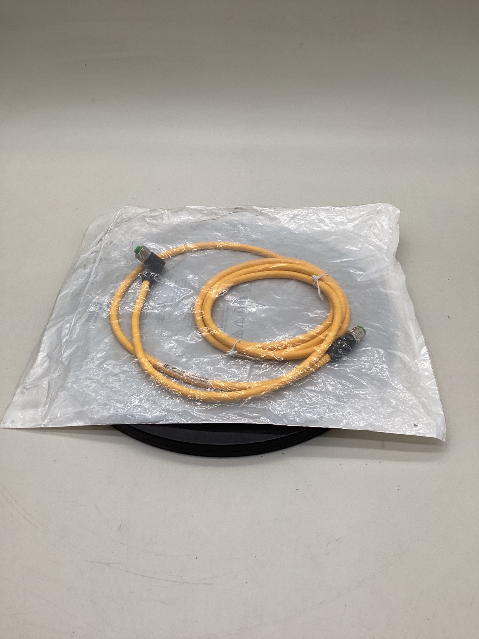 MURR ELEKTRONIK 7700-40121-1500200 M12 Male to M12 Female A-Coded Cordset 2M NEW 2