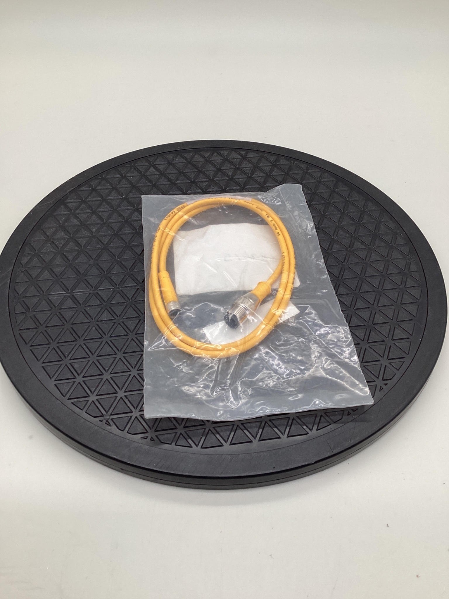 TURCK PKG 3M-1-RS 4T/S1587 M12 Male to Female Cordset 3M NEW 2