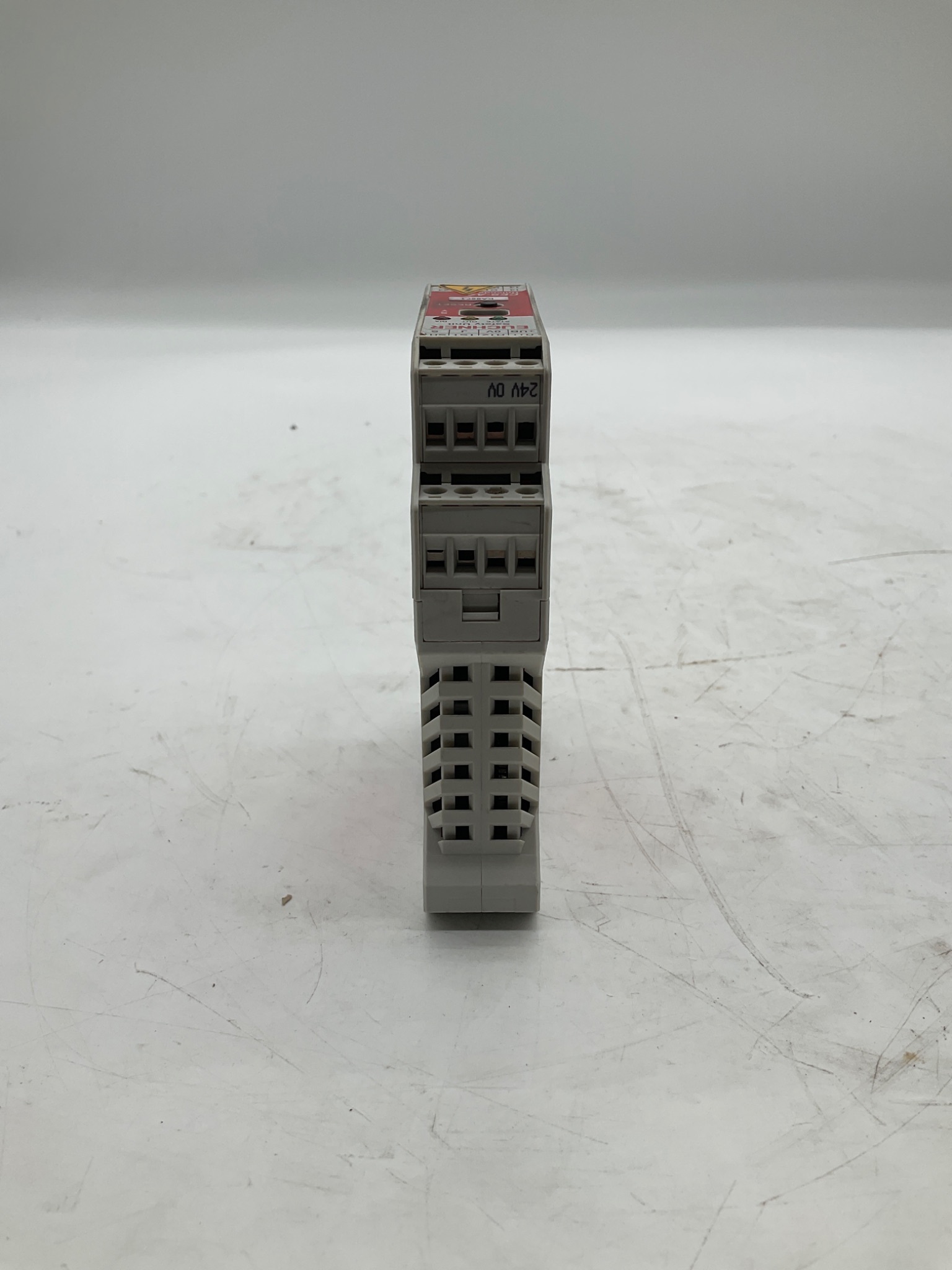 EUCHNER CES-AZ-AES-01B Safety Unit USED 4