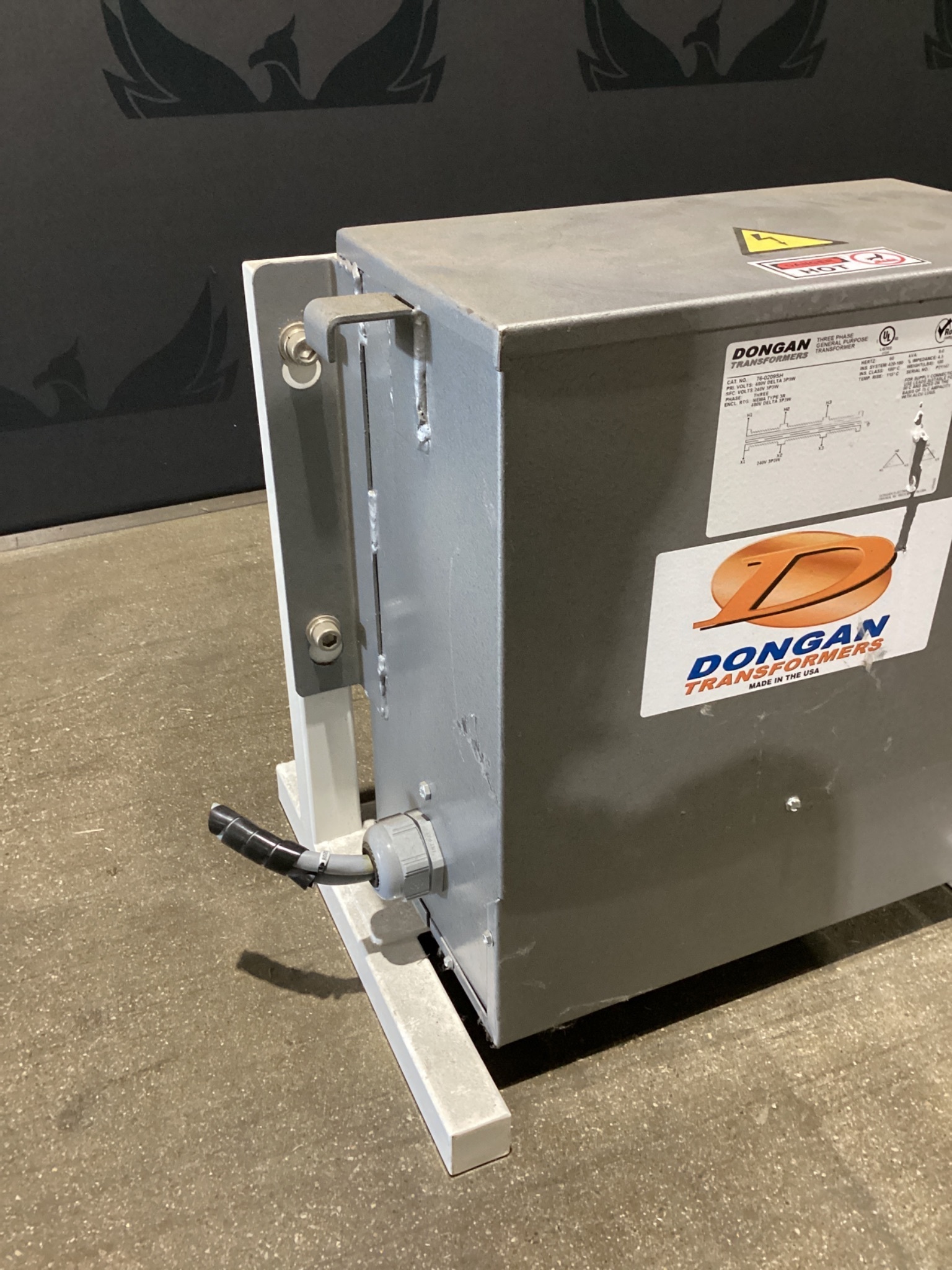 DONGAN 76-0209SH 9 KVA Three Phase Transformer 480V - 240V USED 1