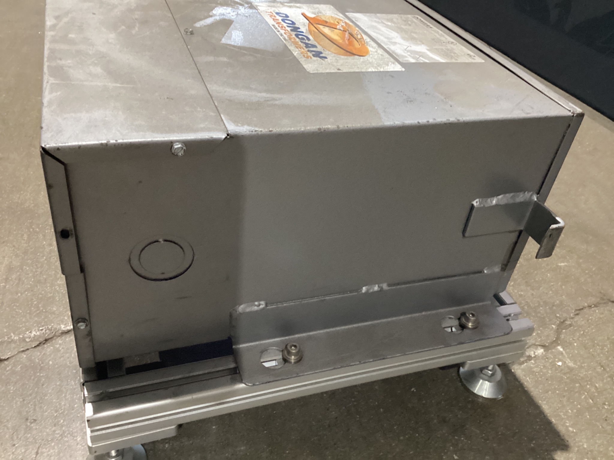 DONGAN 76-0209SH 9 KVA Three Phase Transformer USED 1