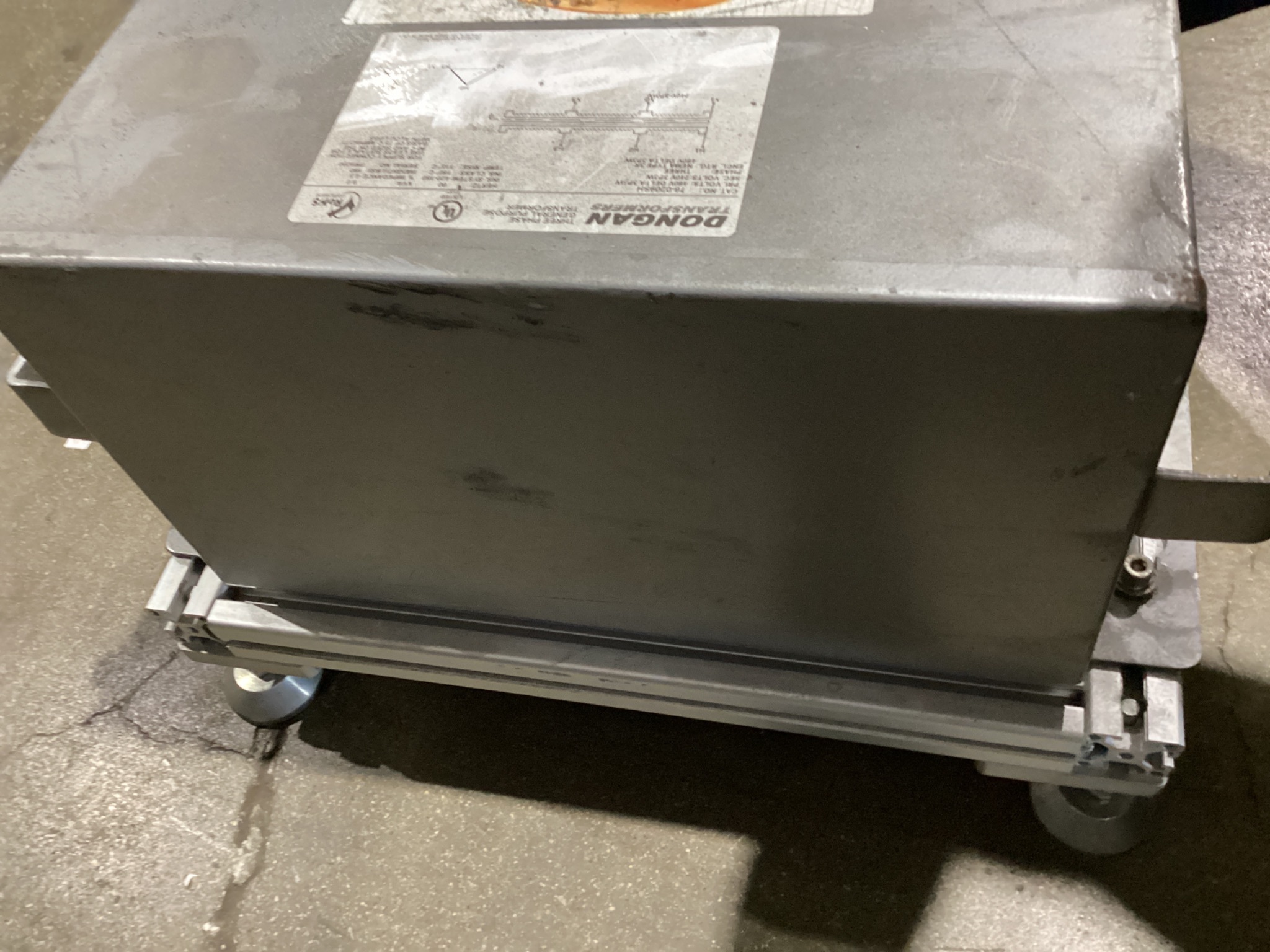 DONGAN 76-0209SH 9 KVA Three Phase Transformer USED 3