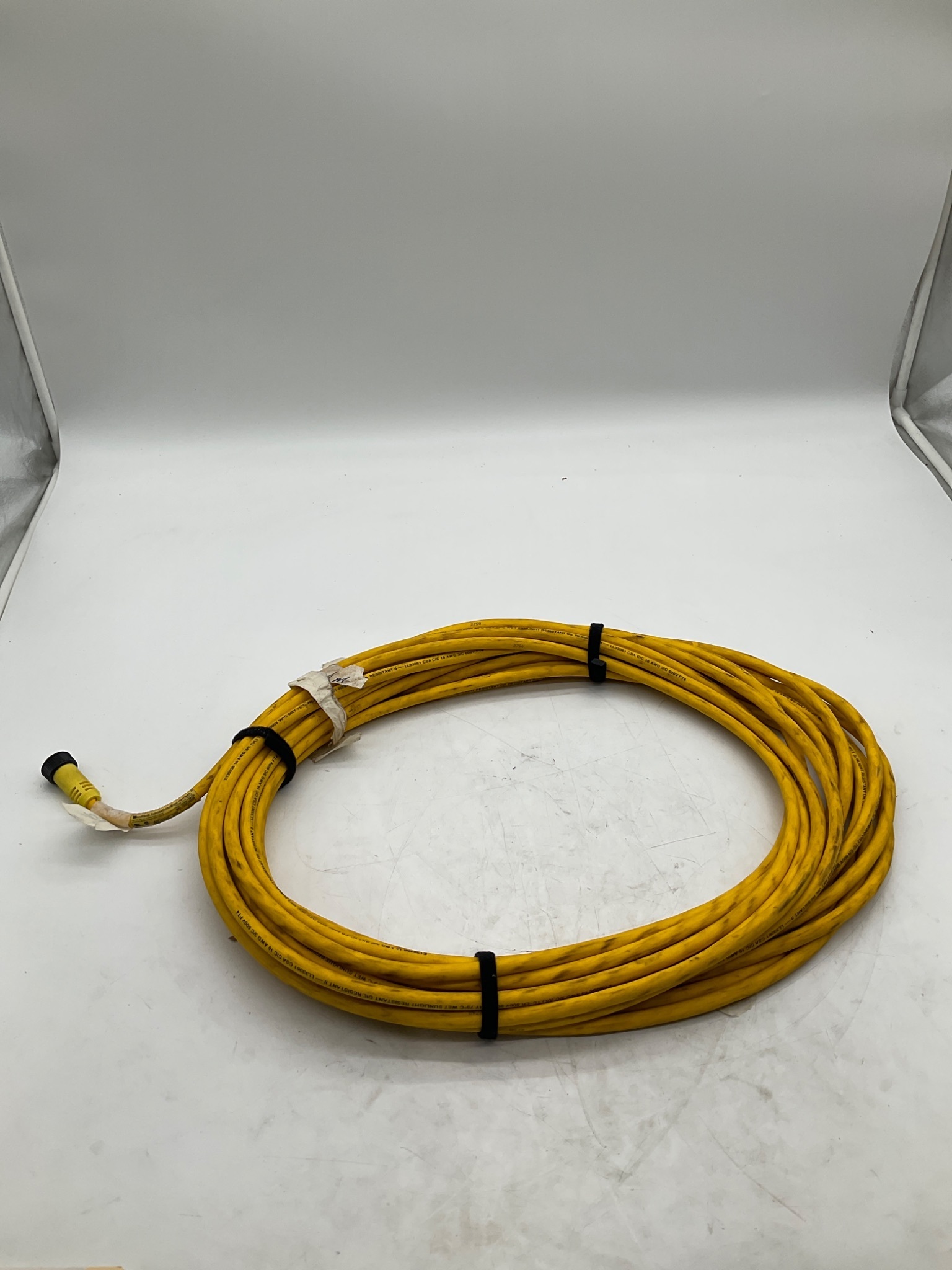 BRAD CONNECTIVITY 113030K13M180 Mini-Change 3-Pole Male/Female Cordset 18M USED 0