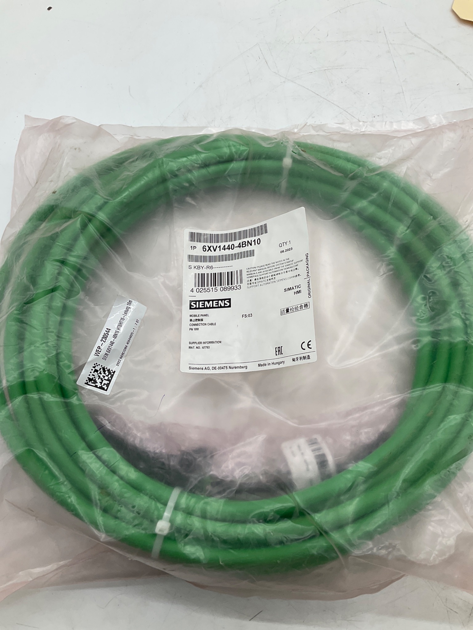 SIEMENS 6XV1440-4BN10 SIMATIC HMI Mobile Panel Connection Cable 10M NEW 1