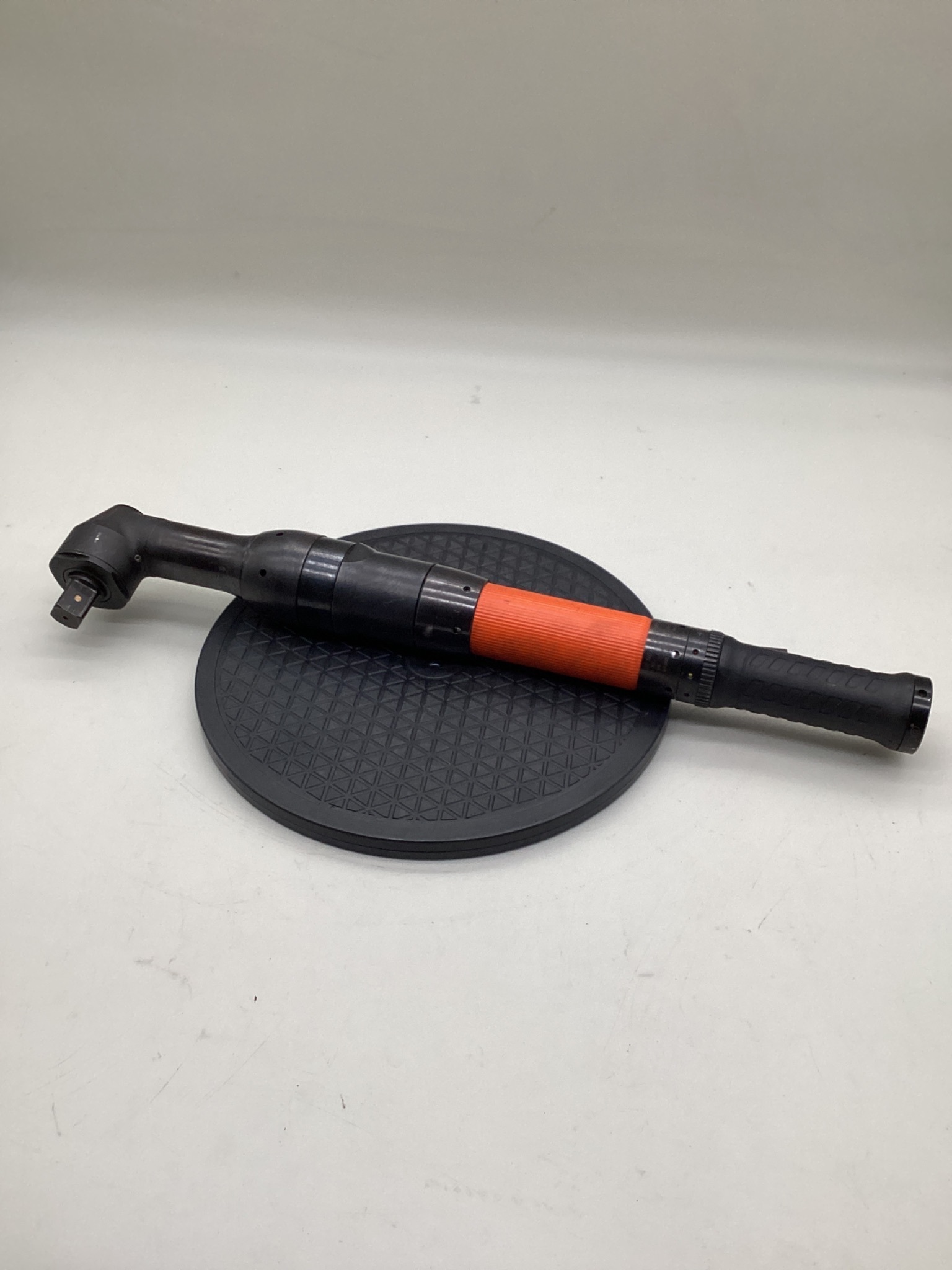 Cleco 48EAE175AX6 Angle Nutrunner with mPro400GC-P001 Controller USED 7