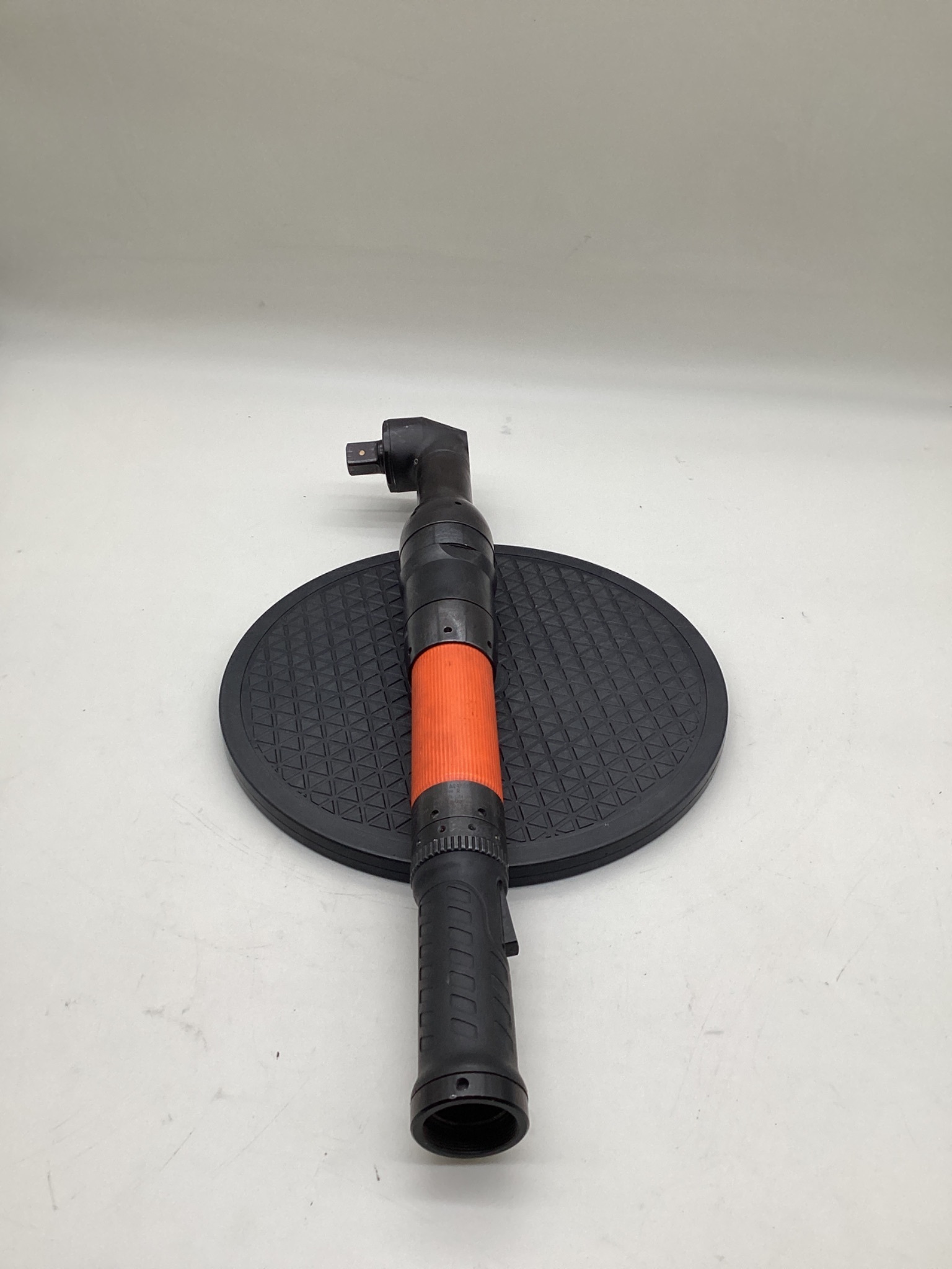 Cleco 48EAE175AX6 Angle Nutrunner with mPro400GC-P001 Controller USED 9