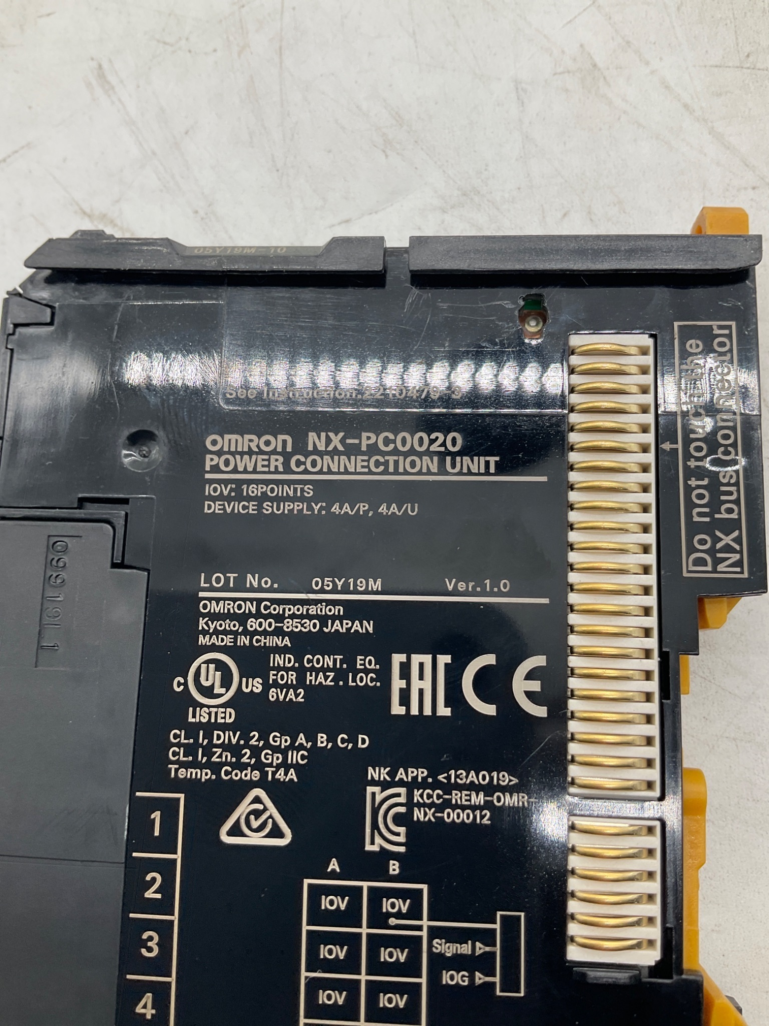 OMRON NX-PC0020 NX Series Power Connection Unit USED 1