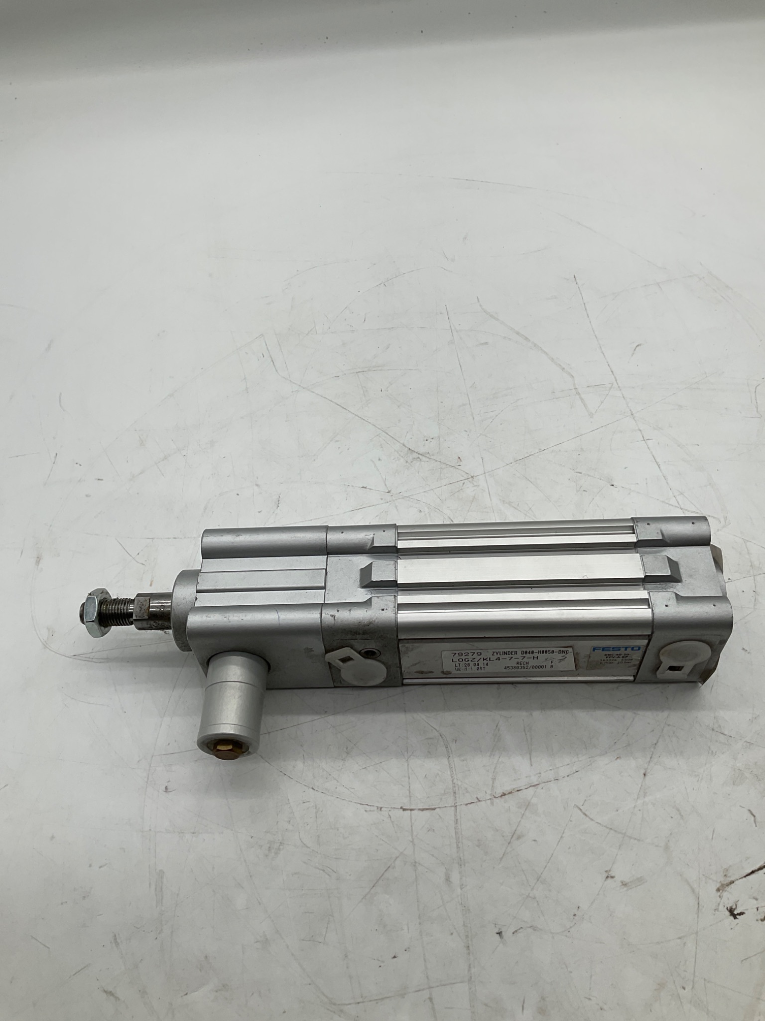 Festo DNC-40-50-PPV-A-KP Pneumatic Cylinder 40mm Bore 50mm Stroke USED 1