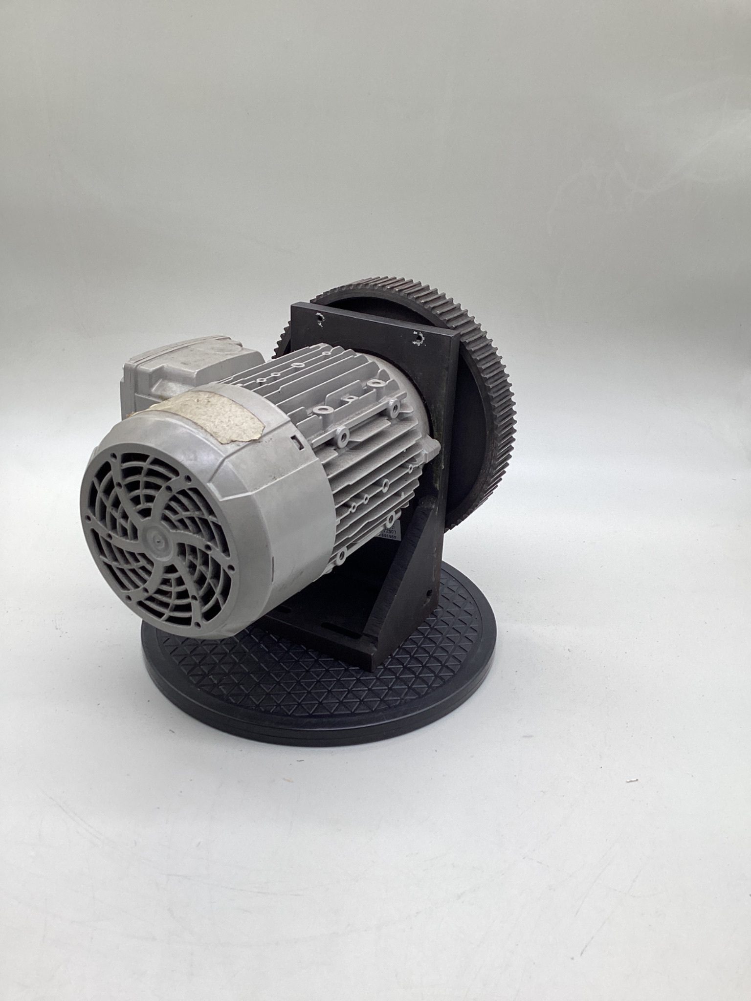 Siemens 1AV3082B / 1LE10230DB222KB4 Gearmotor With Timing Pulley 0.55kW USED 3