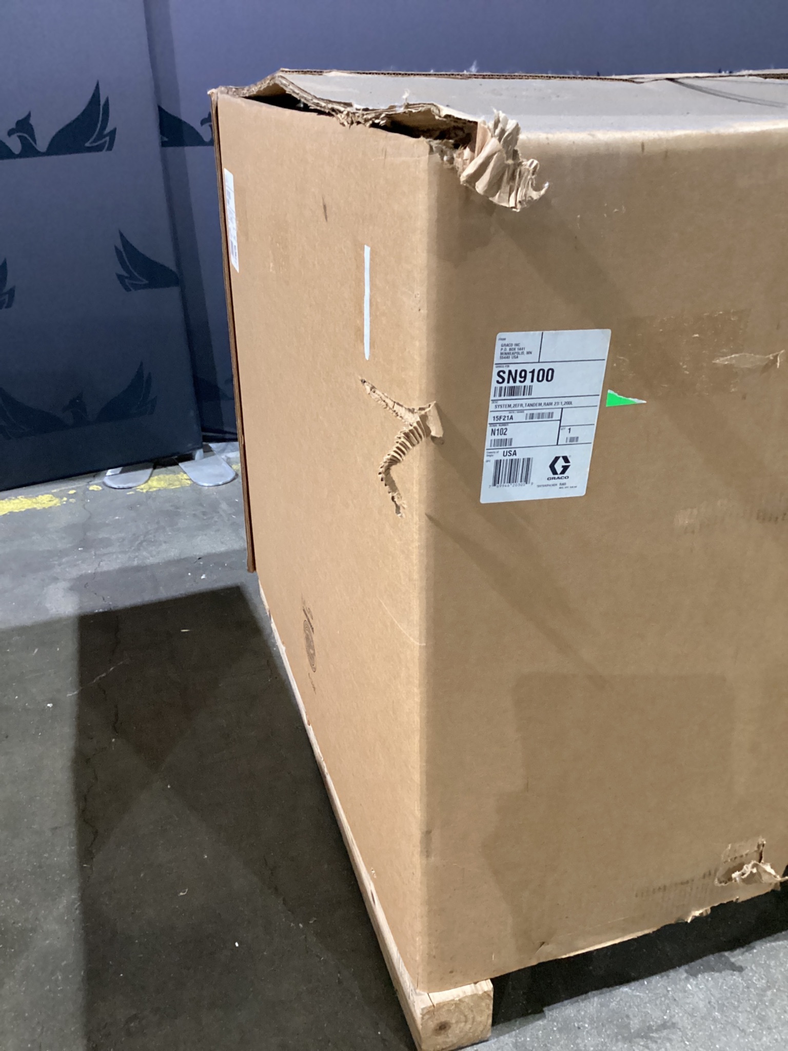 Graco Check-Mate D200 Tandem Ram System 23:1 200L NEW 1