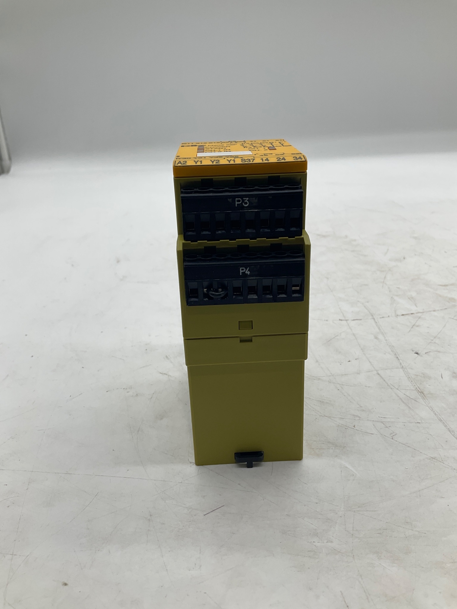 Pilz 777760 PNOZ X8P Safety Relay 24VDC 3NO 2NC NEW 2