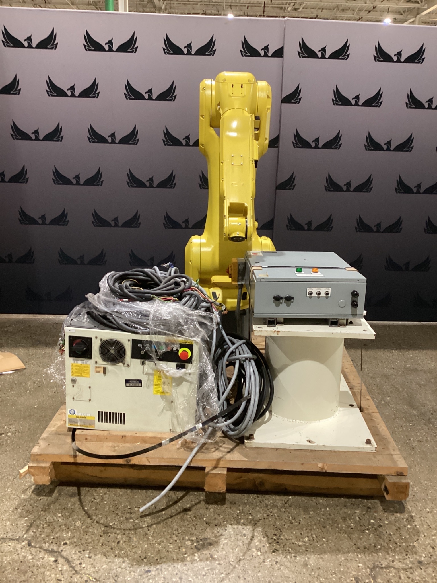 FANUC M-20iB/25 with R-30iB Controller USED AS-IS 0