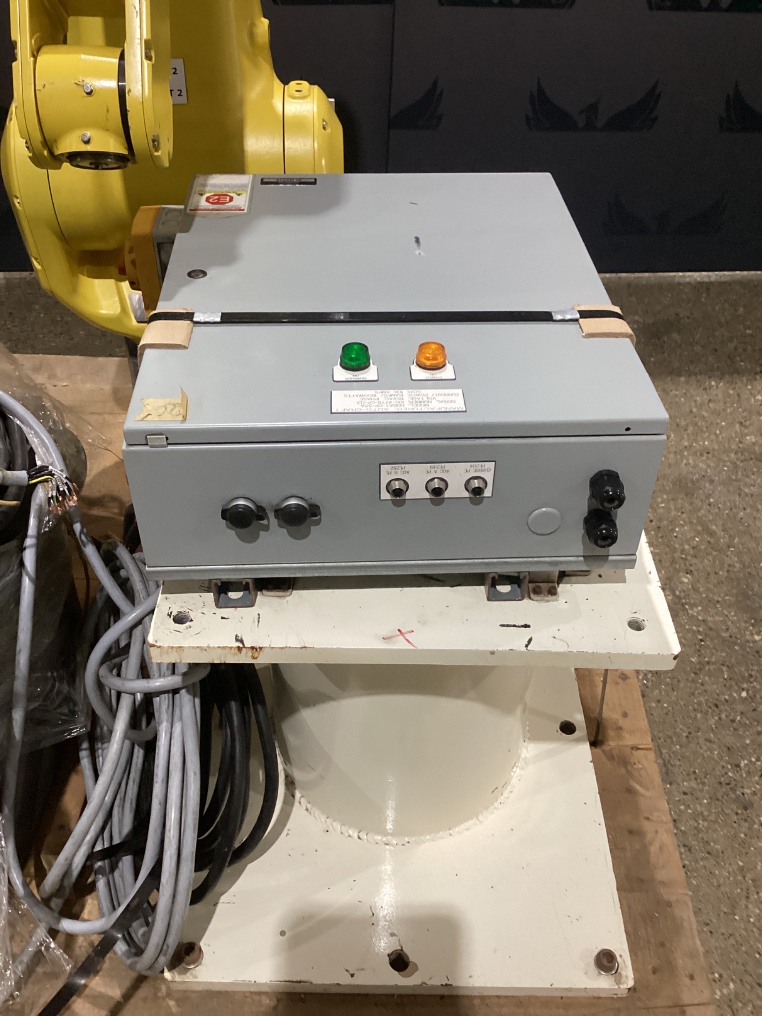 FANUC M-20iB/25 with R-30iB Controller USED AS-IS 5