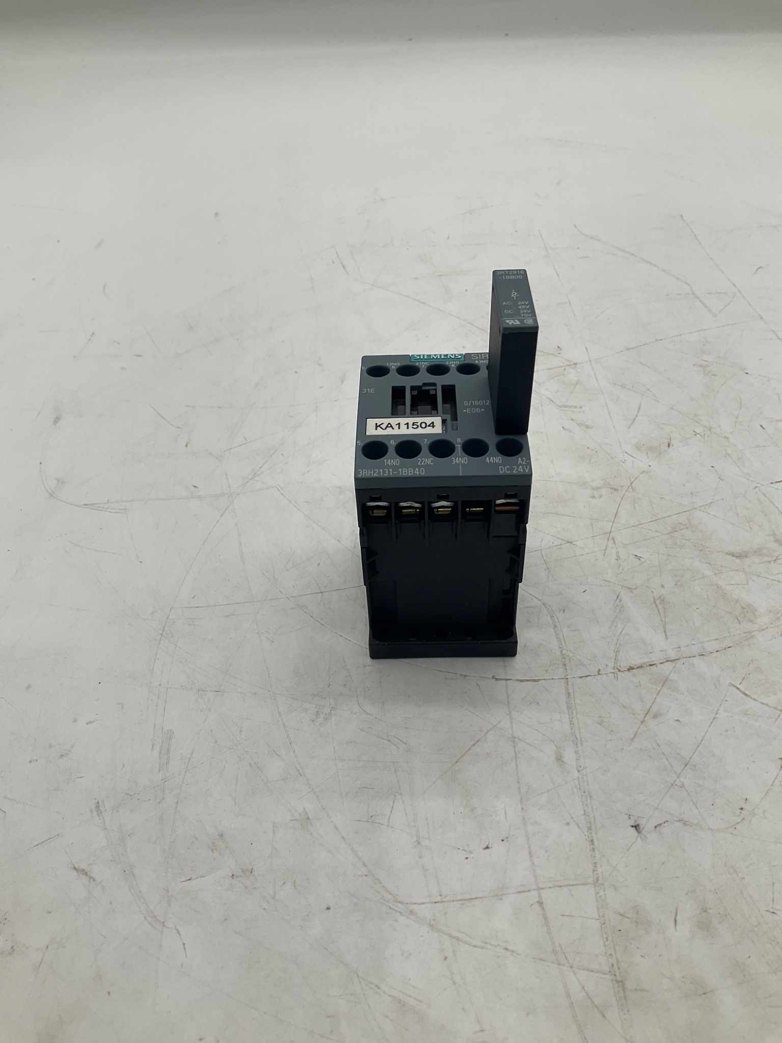 SIEMENS 3RH2131-1BB40 Control Relay w/ 3RT2916-1BB00 Suppressor USED 1