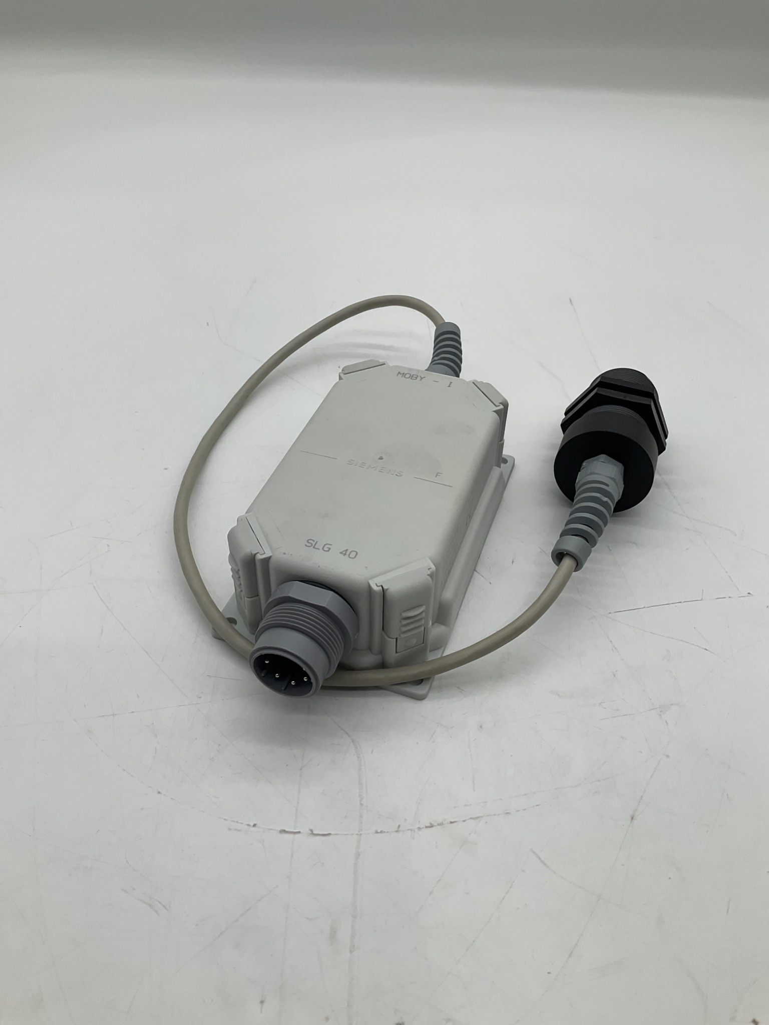 SIEMENS 6GT2001-0EA10 MOBY-I SLG 40 Read/Write Head USED 0
