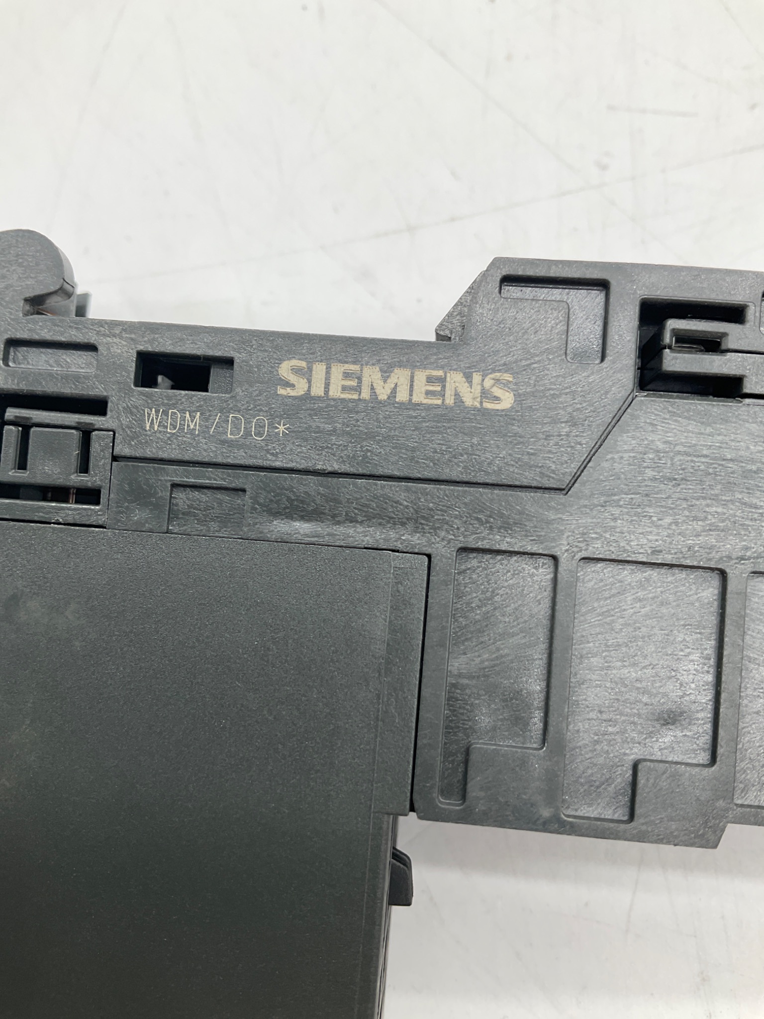 SIEMENS 6ES7 138-4FA04-0AB0 SIMATIC ET200S F-DI 4x24VDC Safety Input Module USED 1