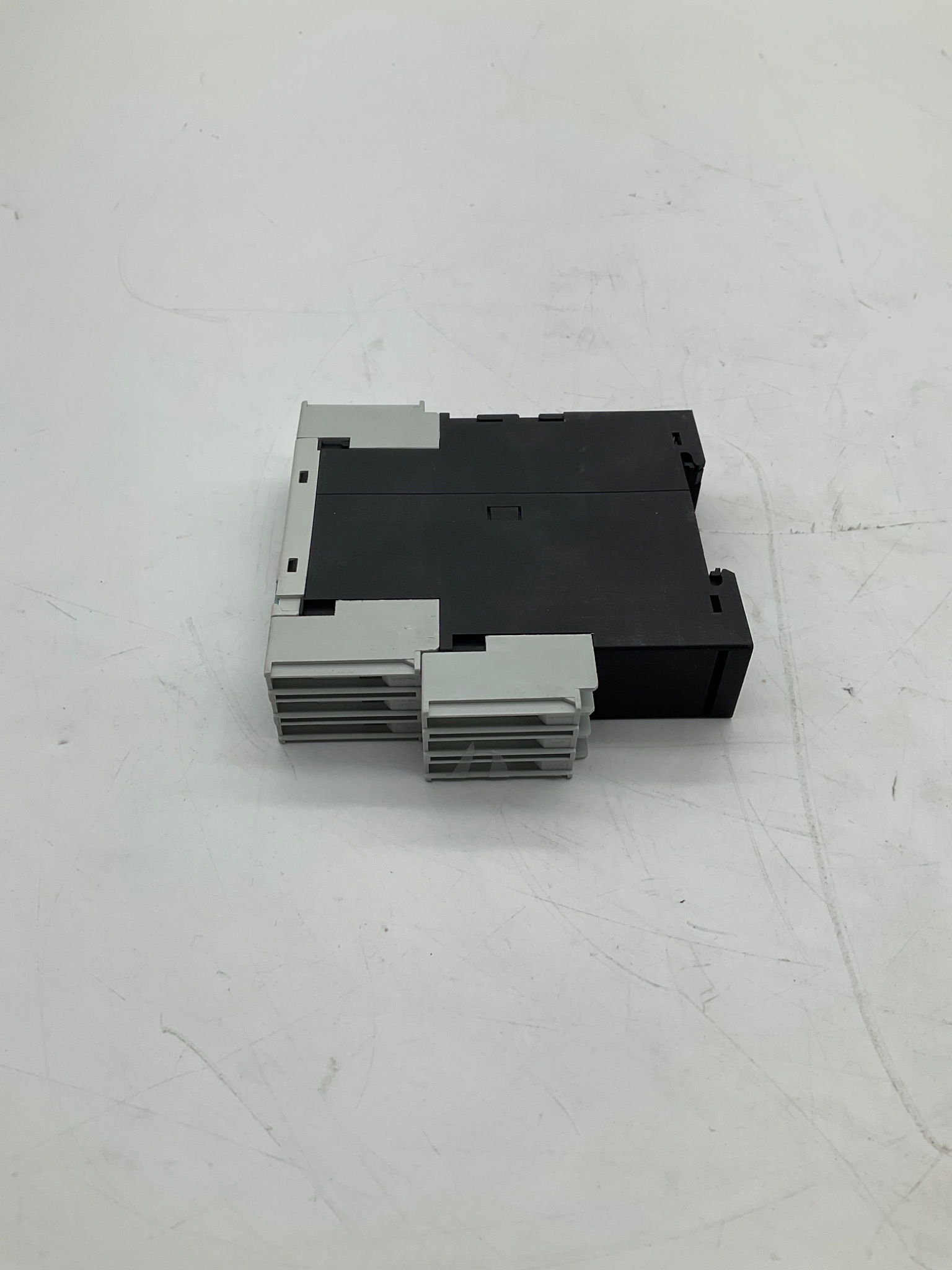 SIEMENS 3UG4622-1AA30 Current Monitoring Relay 0.05-10A 24VDC USED 1