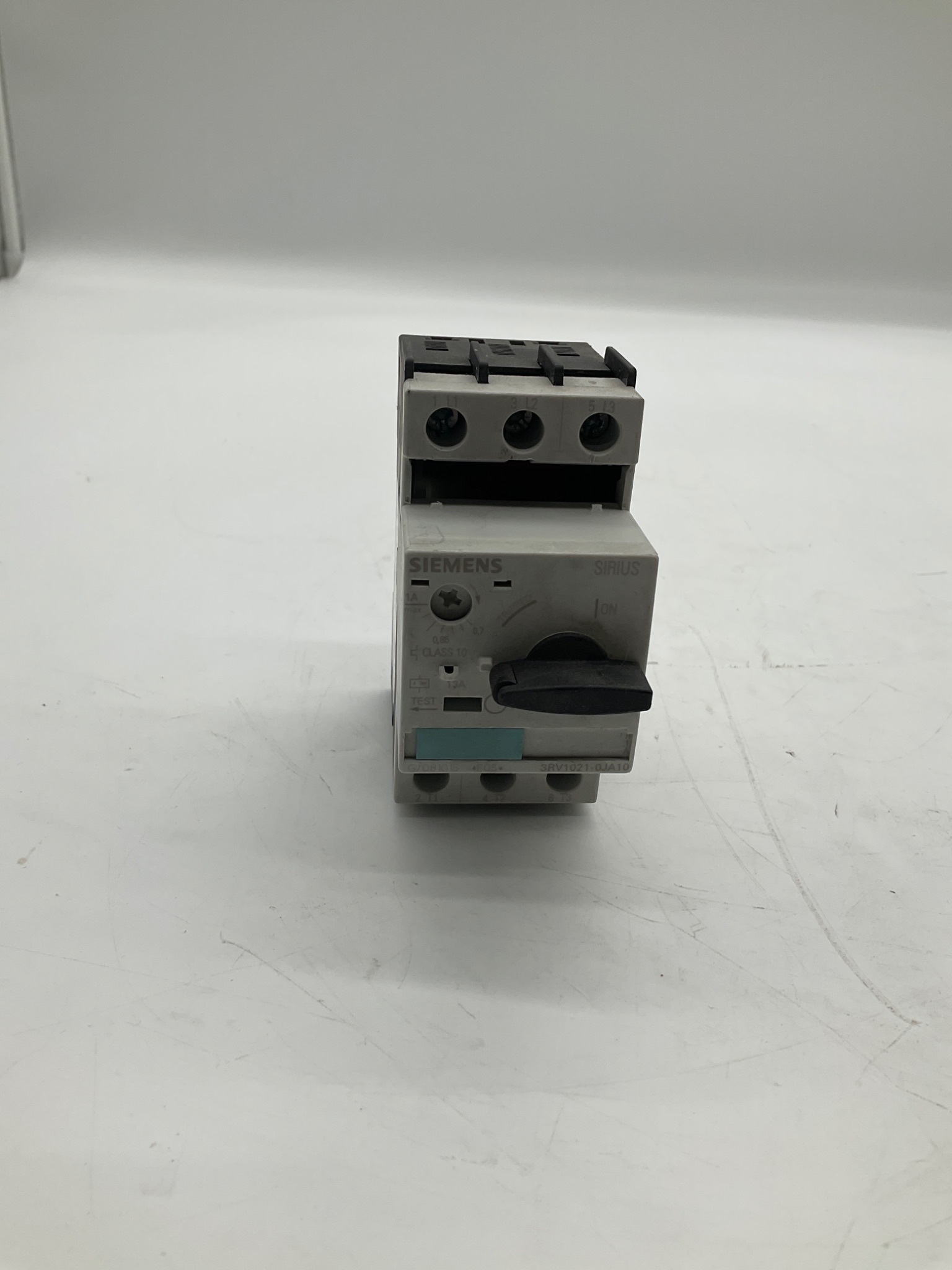 SIEMENS 3RV1021-0JA10 Motor Protection Circuit Breaker 0.7-1.0A USED 0