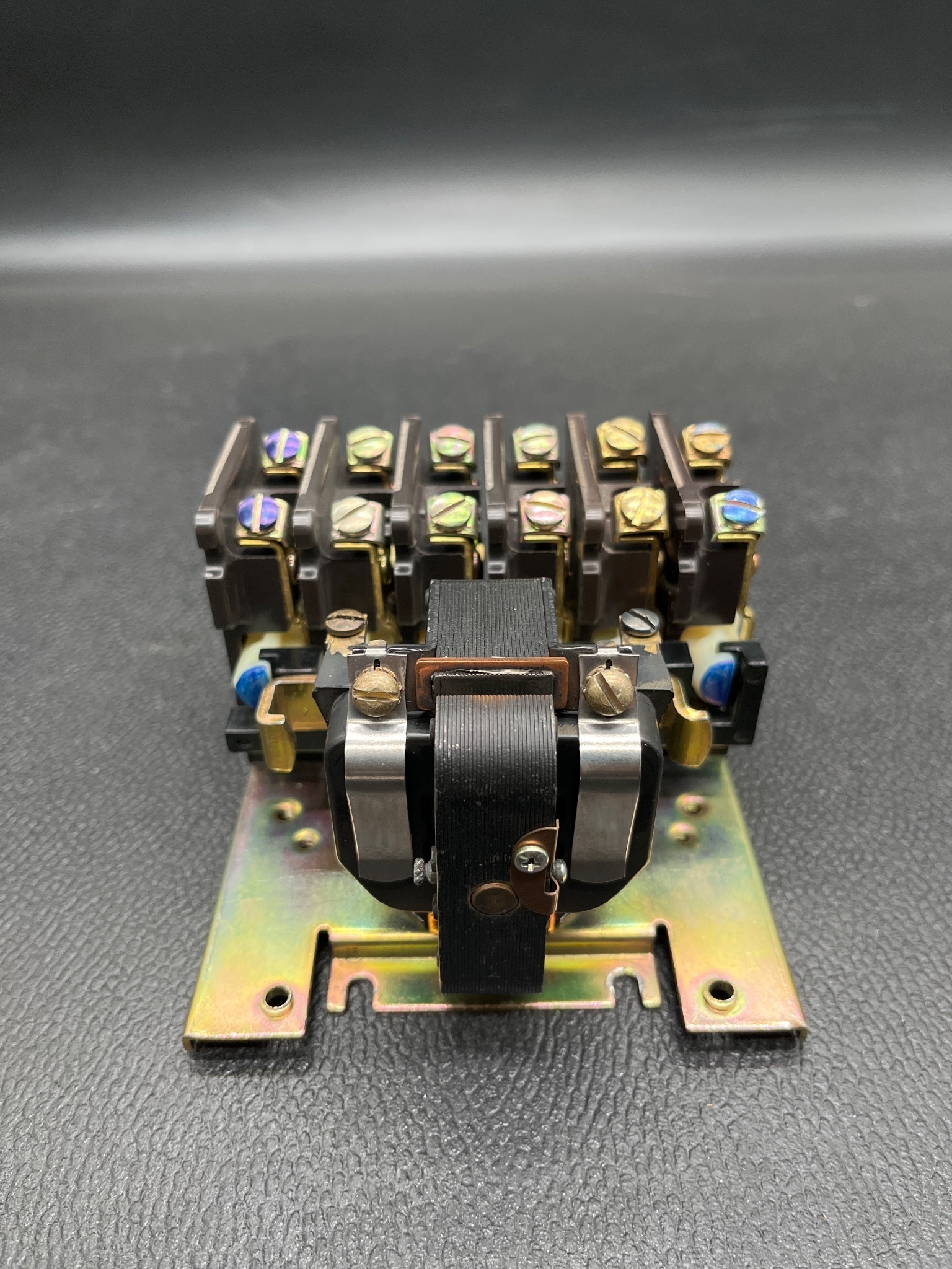 JOSLYN CLARK INDUSTRIAL CONTROL RELAY 5U6-2-76 - NEW 0