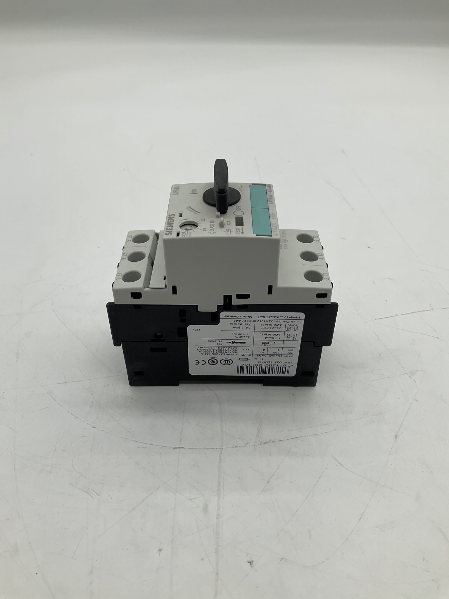SIEMENS 3RV1021-1DA10 Motor Protection Circuit Breaker 2.2-3.2A USED 4