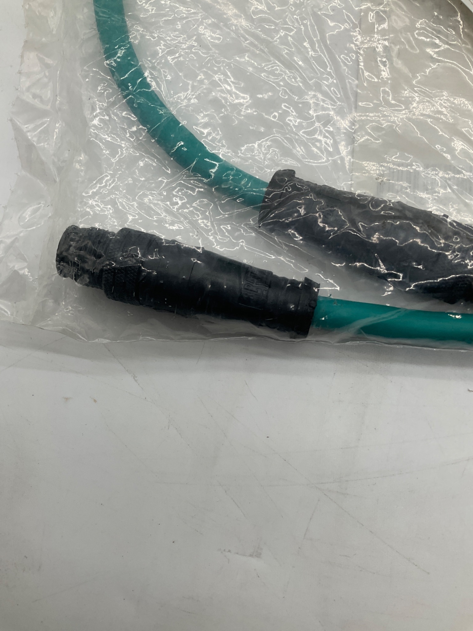 Molex 1300480262 Brad Connectivity M12 Ethernet Cable NEW 4