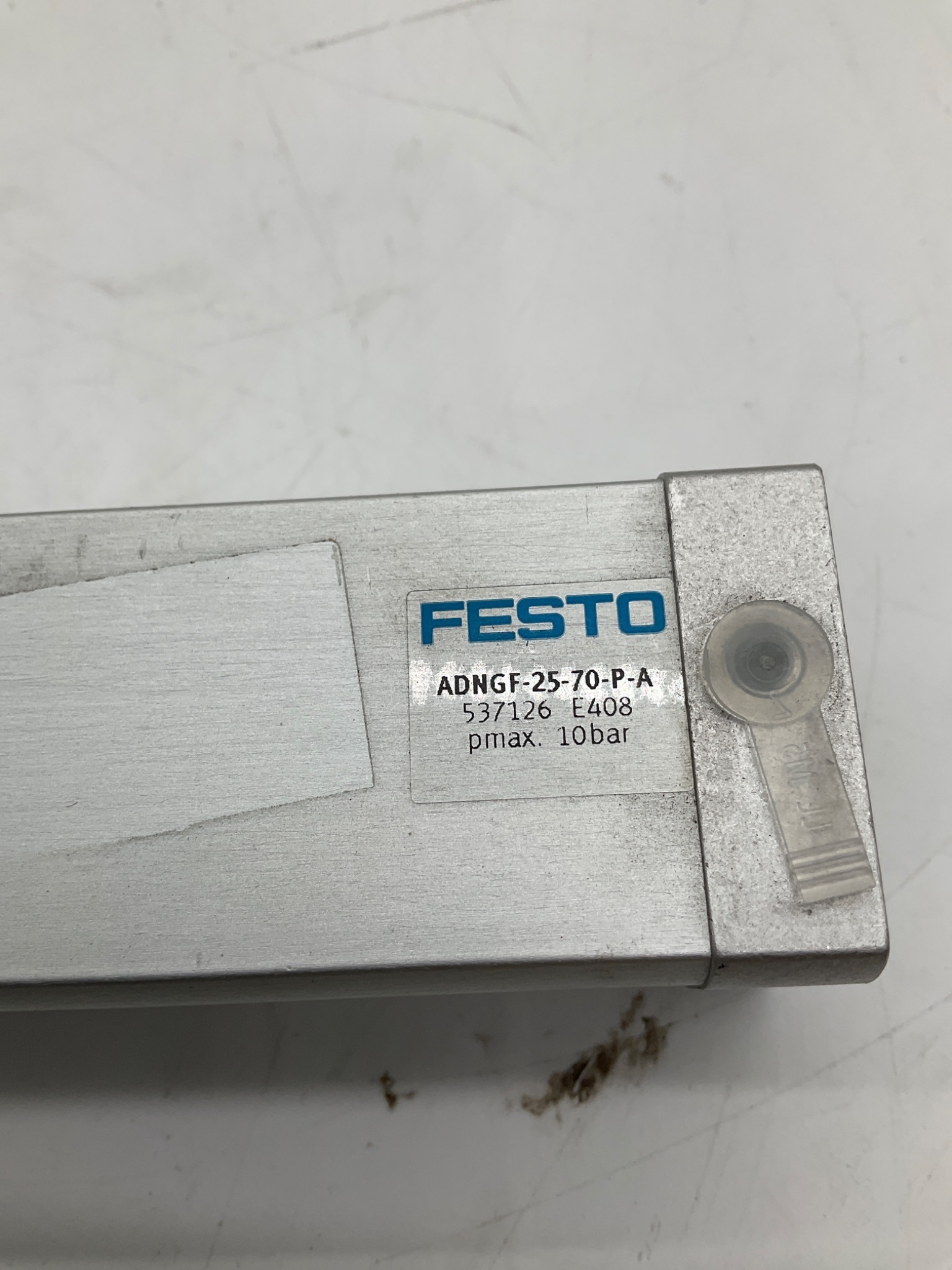 FESTO ADNGF-25-70-P-A Compact Pneumatic Cylinder 25mm Bore 70mm Stroke USED 1