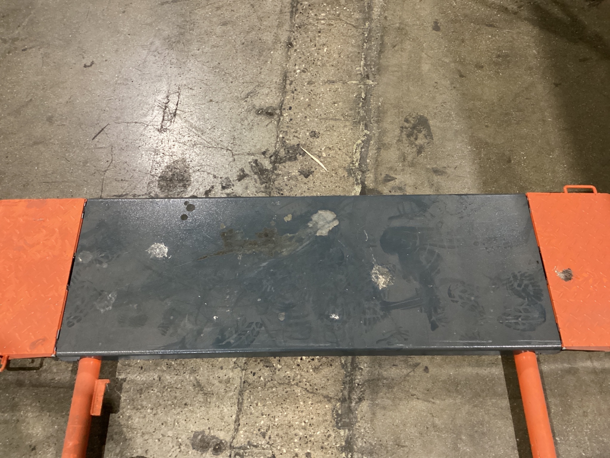STRATUS SAE-MS9000X Mid-Rise Scissor Lift 9000 LB Capacity USED 5