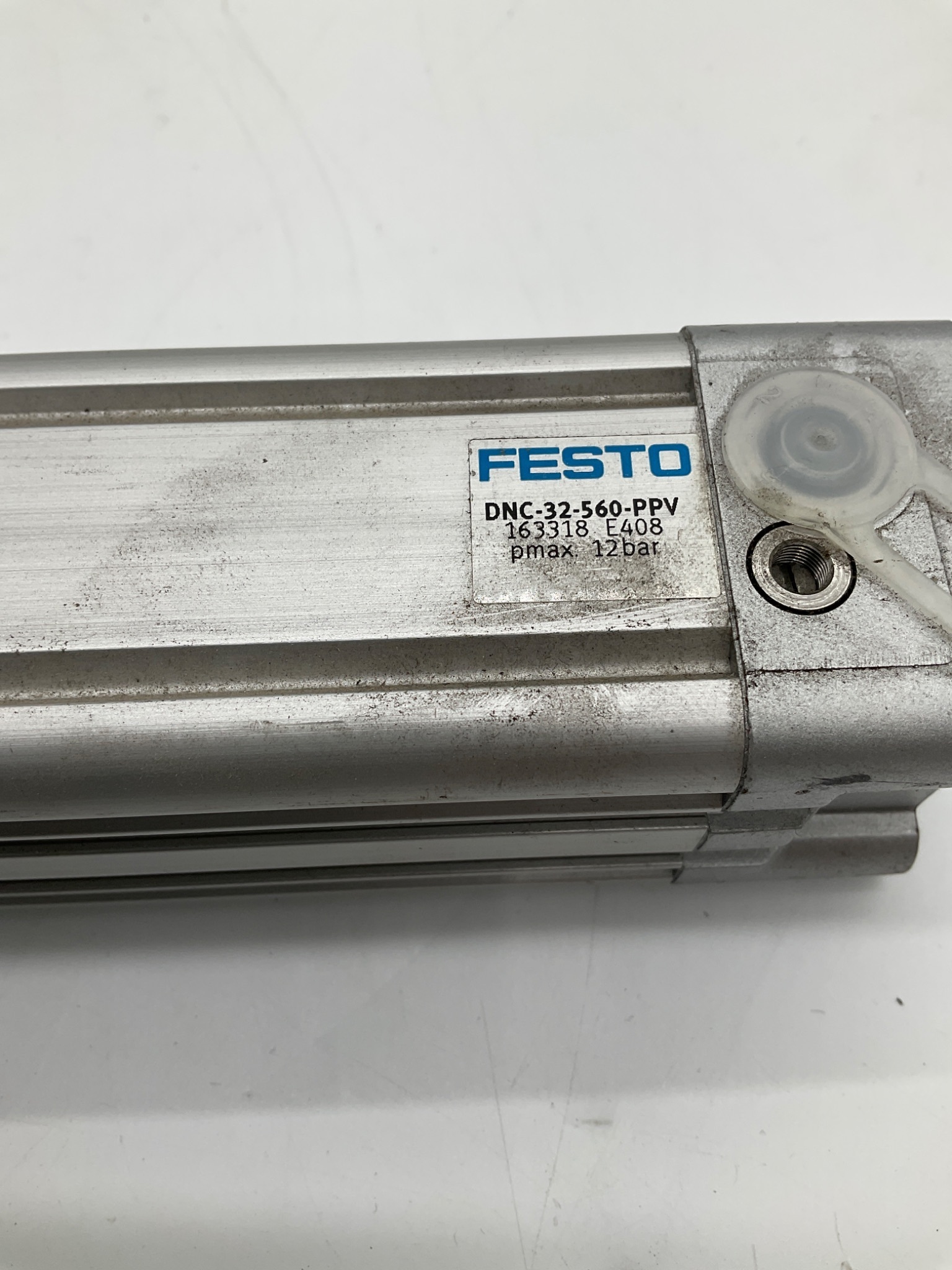 FESTO DNC-32-560-PPV ISO Pneumatic Cylinder 32mm Bore 560mm Stroke USED 1