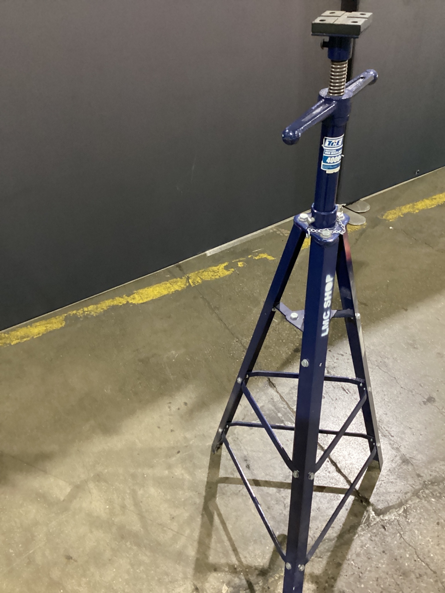 TCE TCE42009 Professional High Reach Jack Stand 4000 LB Capacity USED 1