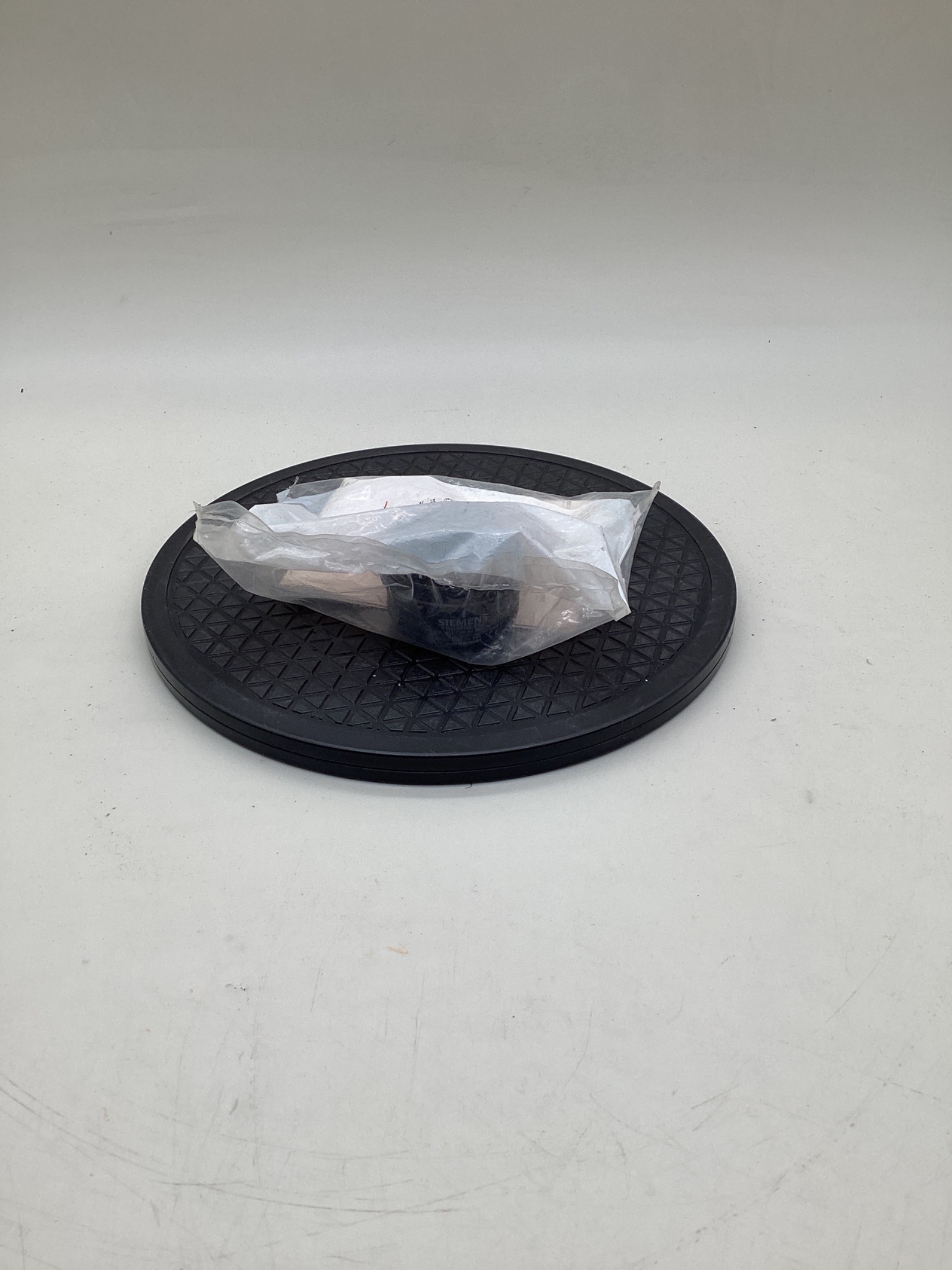 SIEMENS 8WD4408-0AD Pipe Mounting Connection Element NEW 3