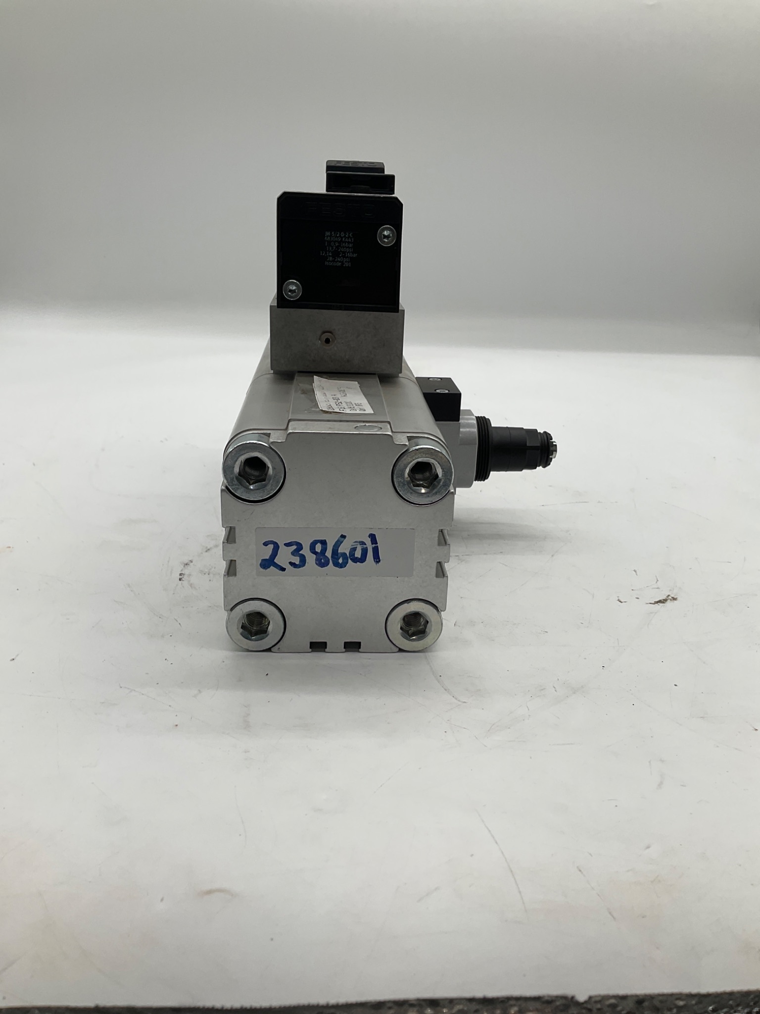 FESTO DPA-63-10 Pneumatic Rotary Actuator USED 3