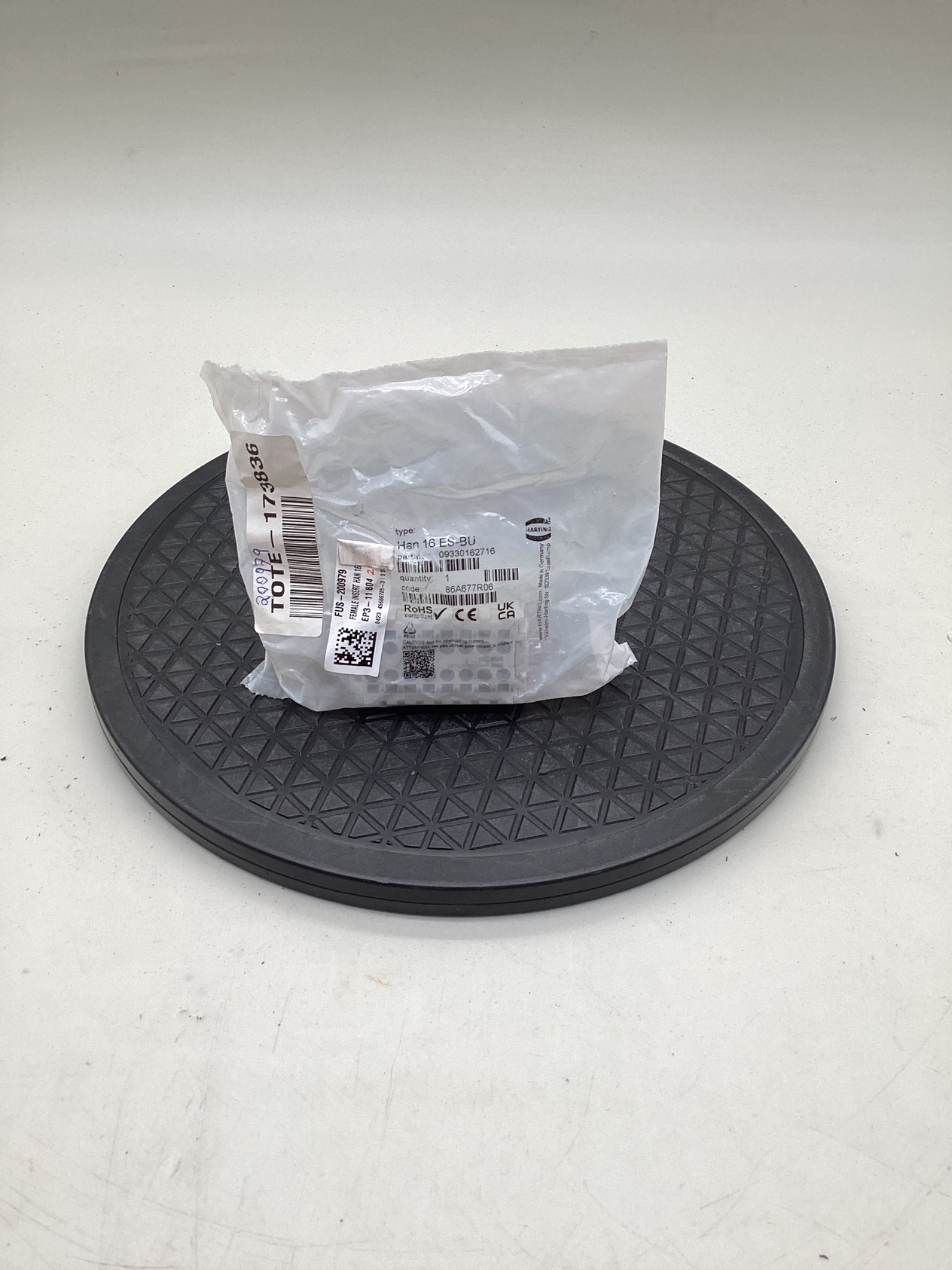 HARTING 09330162716 Han 16ES-BU Heavy Duty Connector Insert NEW 0